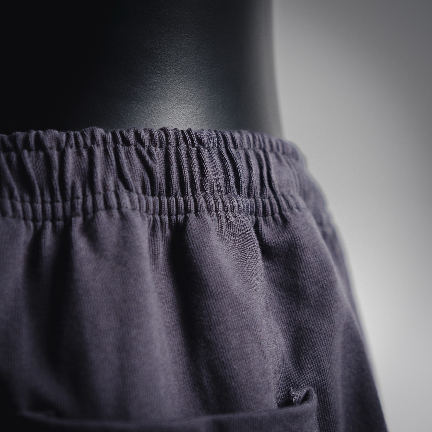 Acne Studion 25ss后背口袋字母logo 短裤 风格字母印花小LOGO短裤