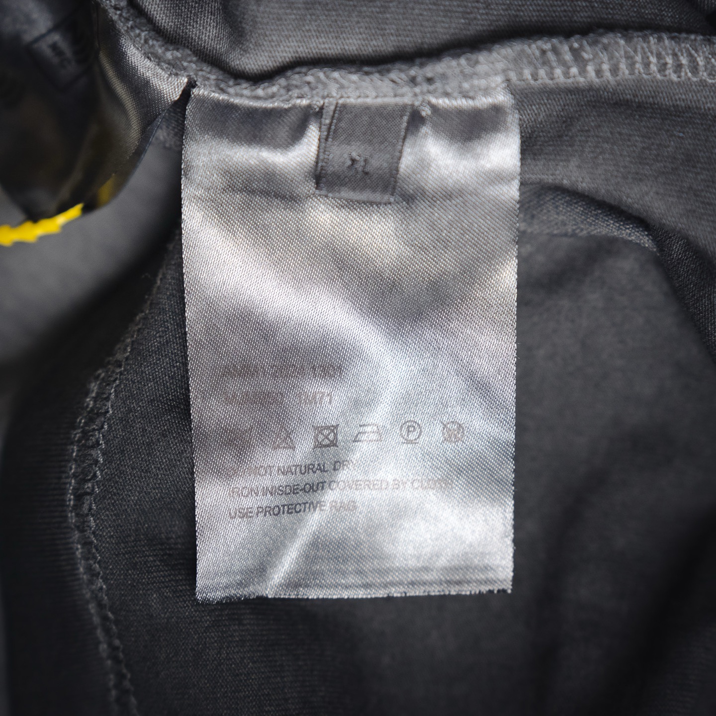 Miu Miu/缪缪 25ss 水洗做旧爱心贴布绣短袖T恤