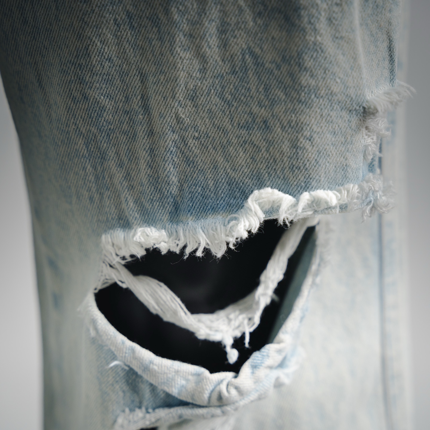 Drew House 笑脸阔腿破坏宽松直筒牛仔长裤牛仔裤-Chinese UA Cheap High Quatity Brand Clothes Bags handbags Sneakers wholesale wholesaler seller from China Factory suppliers Fashion Clothing Shoes best Quality Beautiful Price Drew House 笑脸阔腿破坏宽松直筒牛仔长裤牛仔裤