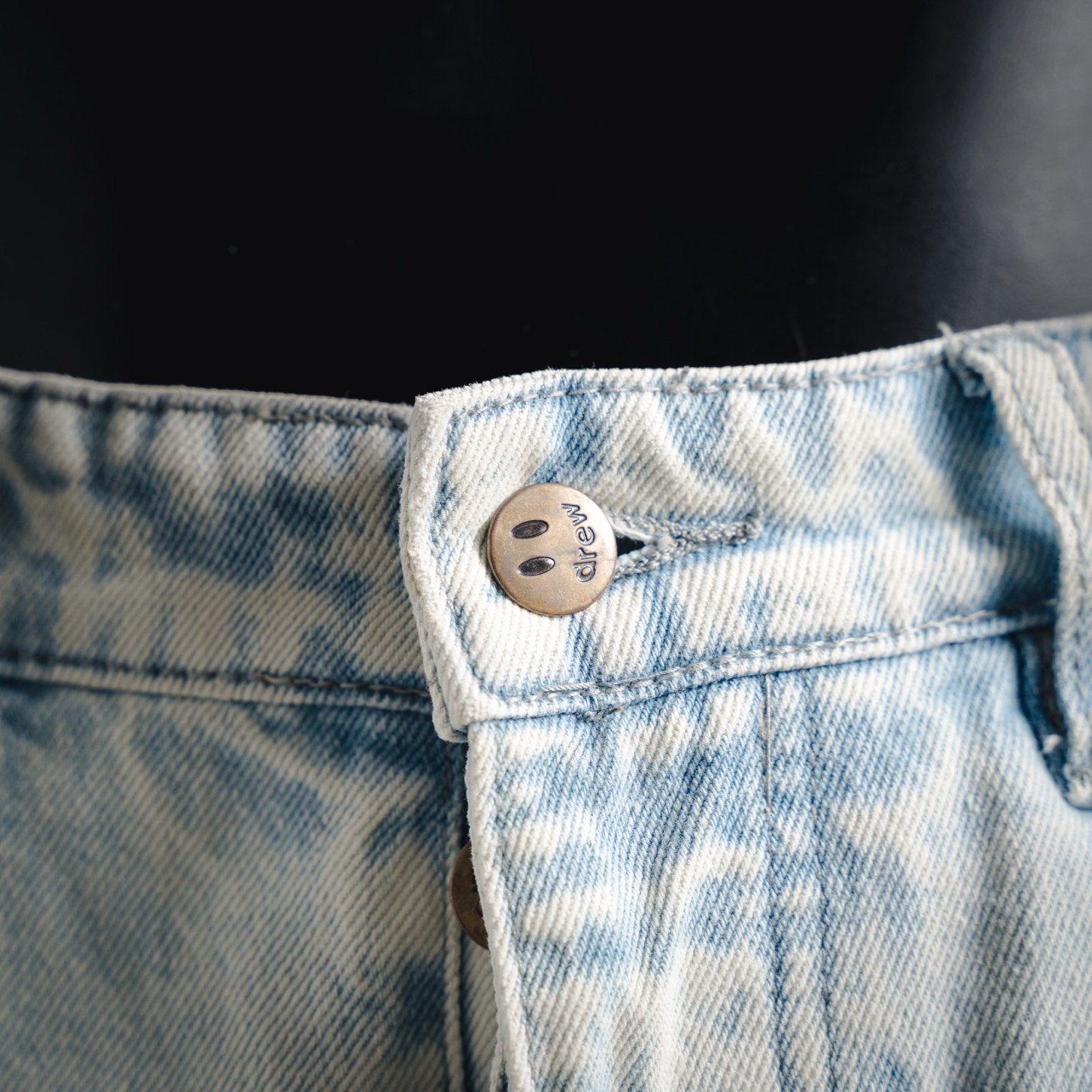 Drew House 笑脸阔腿破坏宽松直筒牛仔长裤牛仔裤-Chinese UA Cheap High Quatity Brand Clothes Bags handbags Sneakers wholesale wholesaler seller from China Factory suppliers Fashion Clothing Shoes best Quality Beautiful Price Drew House 笑脸阔腿破坏宽松直筒牛仔长裤牛仔裤