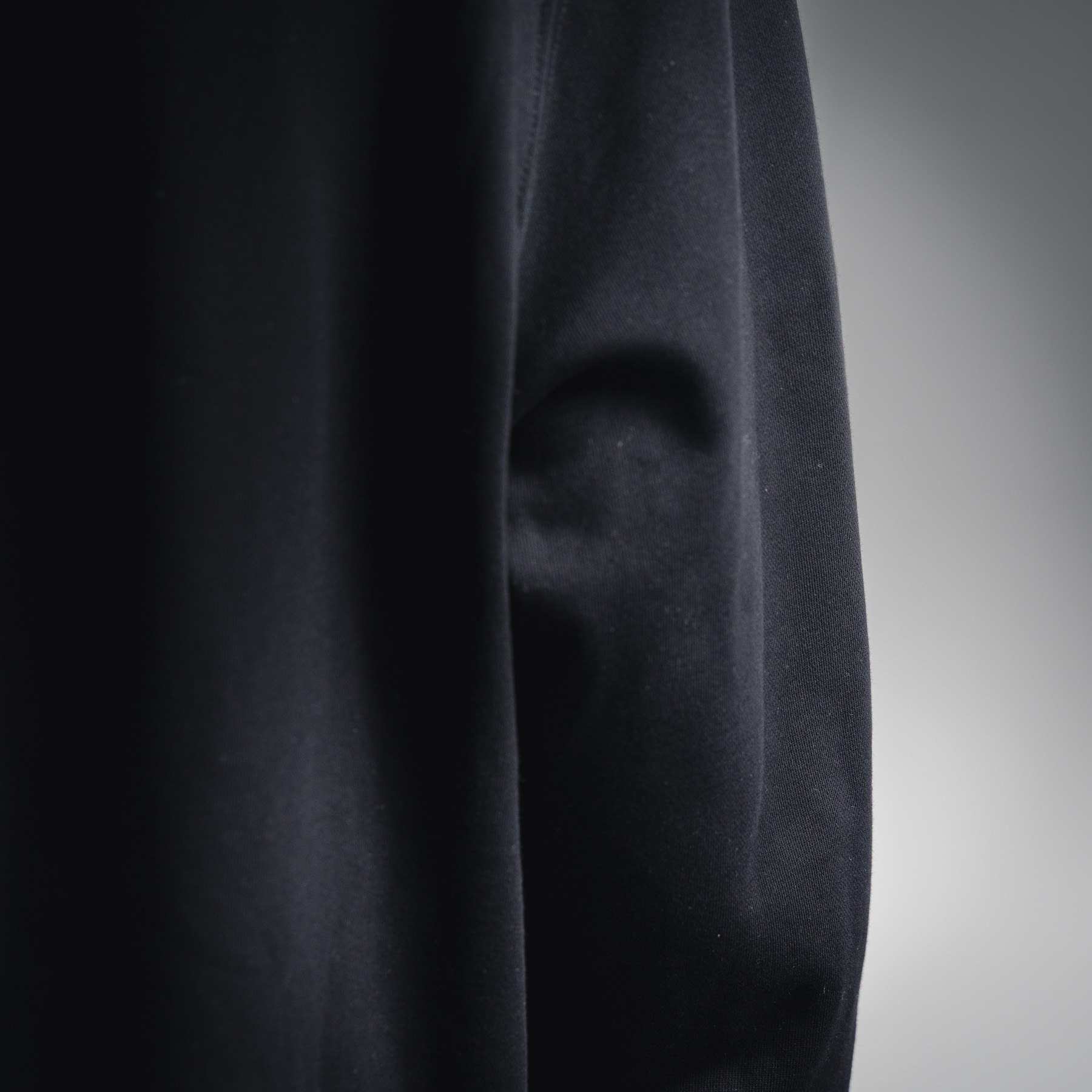 Celine赛琳CE 25ss 铆钉镶钻字母连帽卫衣-Chinese UA Cheap High Quatity Brand Clothes Bags handbags Sneakers wholesale wholesaler seller from China Factory suppliers Fashion Clothing Shoes best Quality Beautiful Price Celine赛琳CE 25ss 铆钉镶钻字母连帽卫衣