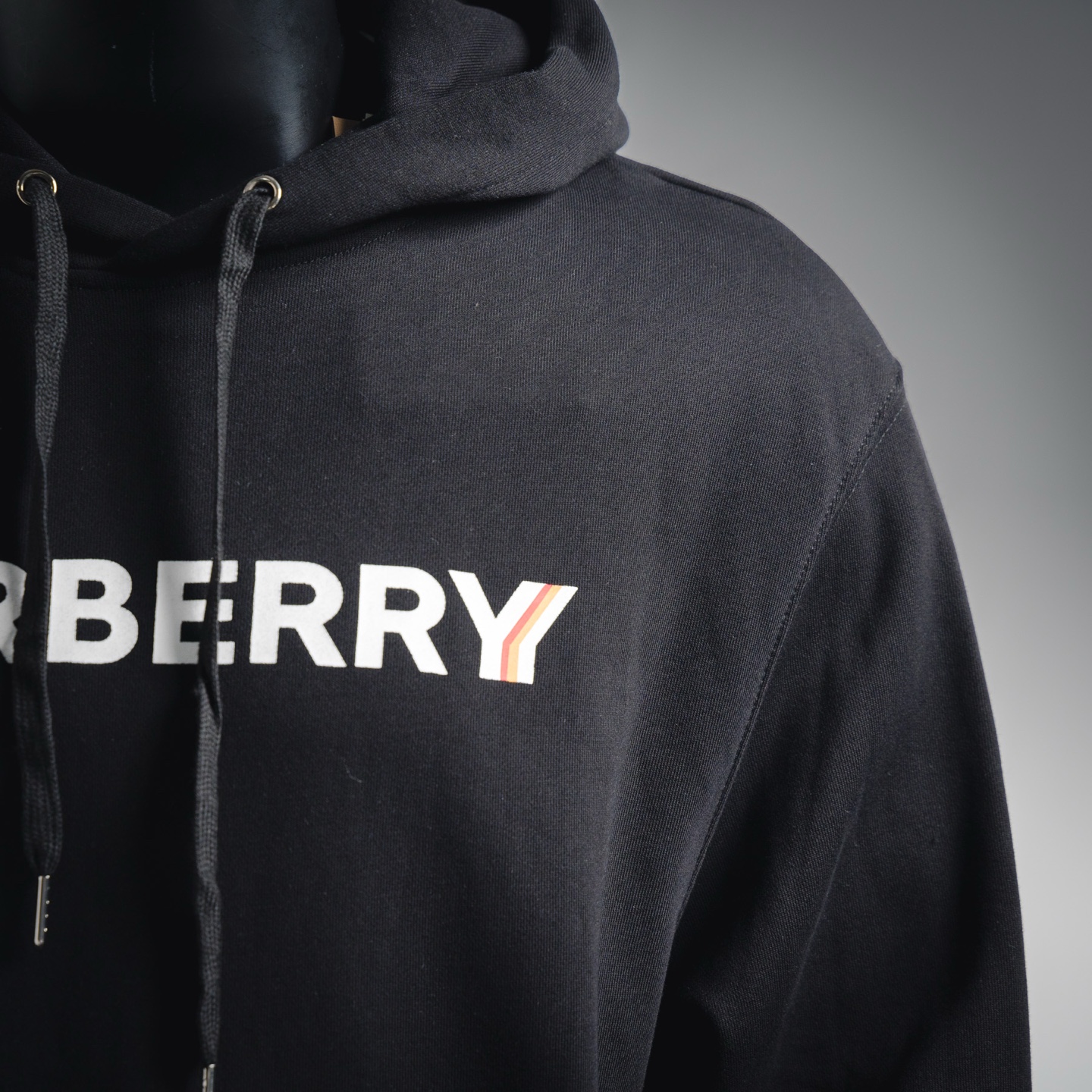 Burberry/巴宝莉 25Fw 重影字母印花连帽卫衣-Chinese UA Cheap High Quatity Brand Clothes Bags handbags Sneakers wholesale wholesaler seller from China Factory suppliers Fashion Clothing Shoes best Quality Beautiful Price Burberry/巴宝莉 25Fw 重影字母印花连帽卫衣