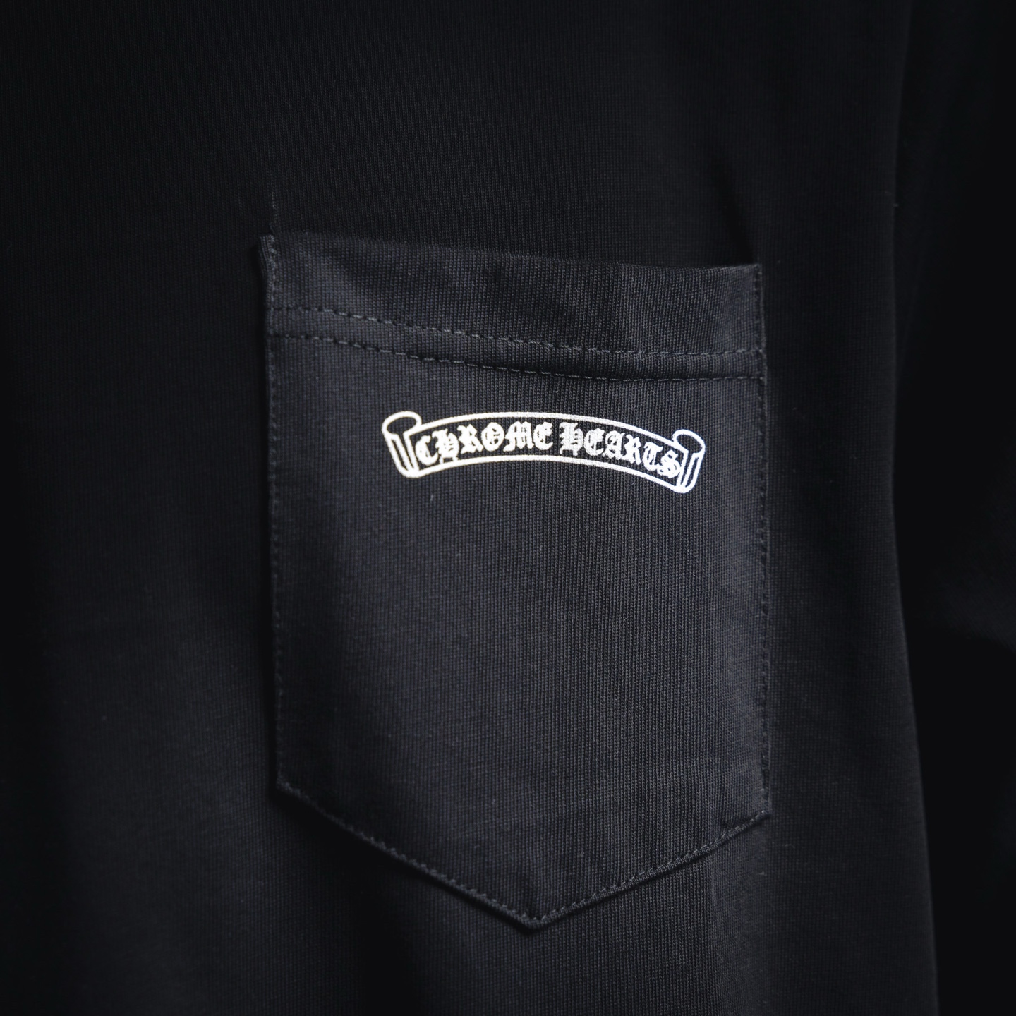 Come hearts/克罗心CH 25ss后背十字架圆领长袖黑色/白色-High Quatity Cheap Brand wholesale wholesaler seller Clothes Bags handbags Sneakers Top Fashion Clothing Shoes from China Factory Chinese suppliers best Quality Beautiful Price Come hearts/克罗心CH 25ss后背十字架圆领长袖黑色/白色