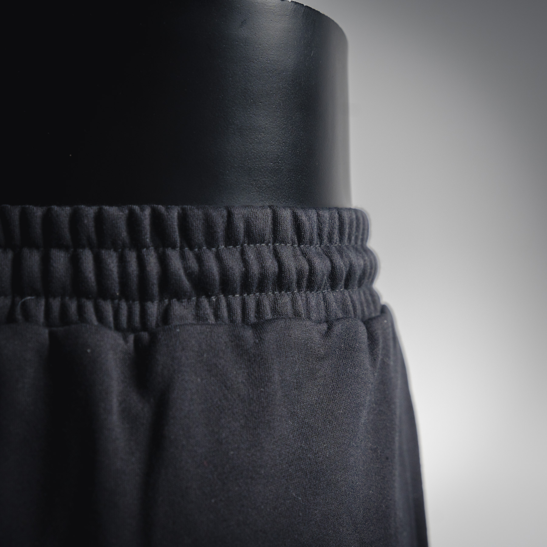 Celine/赛琳 CE 25ss 经典字母刺绣休闲运动卫裤长裤-Chinese UA Cheap High Quatity Brand Clothes Bags handbags Sneakers wholesale wholesaler seller from China Factory suppliers Fashion Clothing Shoes best Quality Beautiful Price Celine/赛琳 CE 25ss 经典字母刺绣休闲运动卫裤长裤