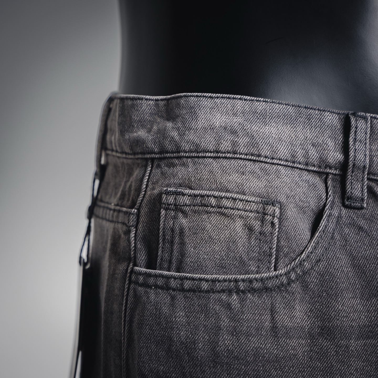 Drew house比伯同款笑脸高街破洞水洗泼墨牛仔裤 黑-High Quatity Cheap Brand wholesale wholesaler seller Clothes Bags handbags Sneakers Top Fashion Clothing Shoes from China Factory Chinese suppliers best Quality Beautiful Price Drew house比伯同款笑脸高街破洞水洗泼墨牛仔裤 黑