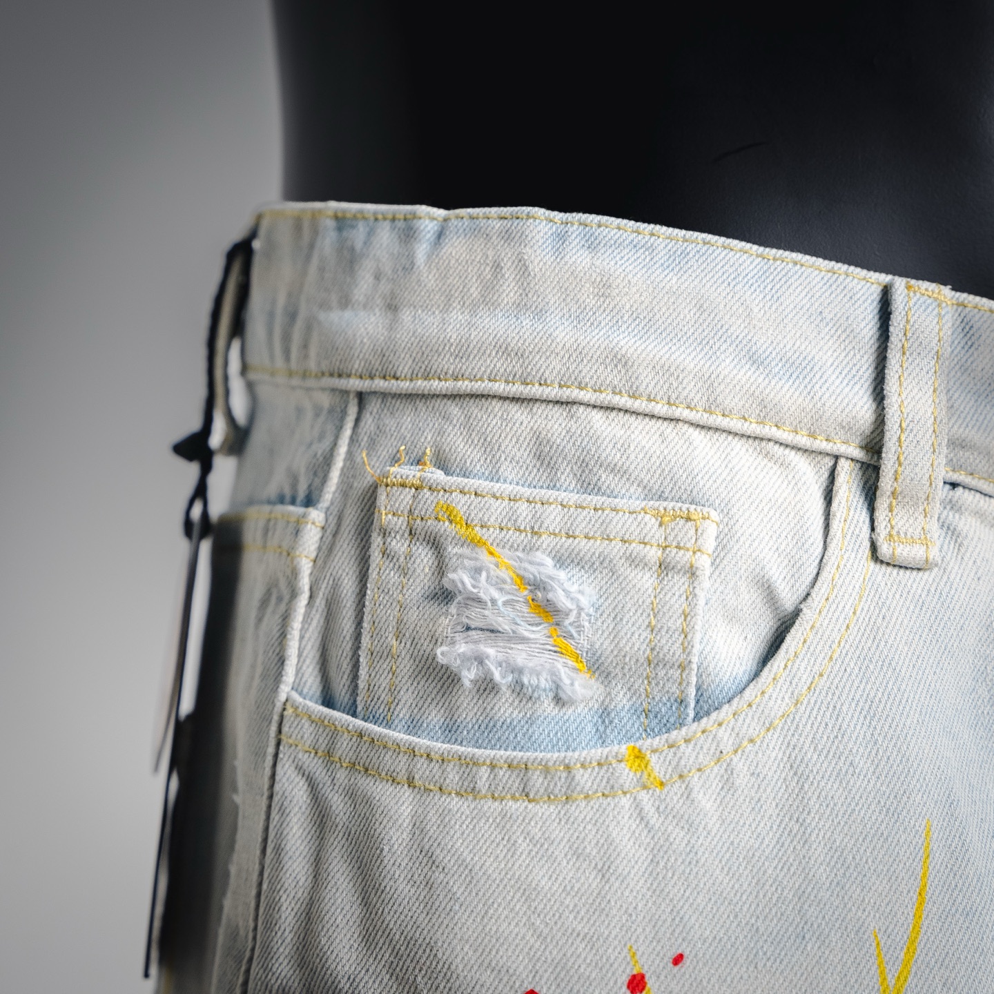 DREW HOUSE 泰迪熊笑脸牛仔裤破洞宽松高街泼墨男女休闲直筒牛仔 蓝-Chinese UA Cheap High Quatity Brand Clothes Bags handbags Sneakers wholesale wholesaler seller from China Factory suppliers Fashion Clothing Shoes best Quality Beautiful Price DREW HOUSE 泰迪熊笑脸牛仔裤破洞宽松高街泼墨男女休闲直筒牛仔 蓝