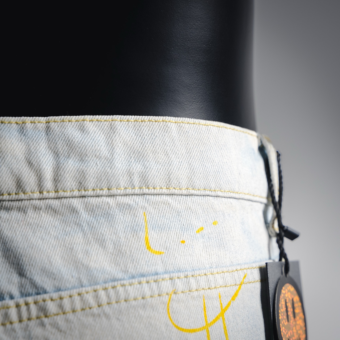 DREW HOUSE 泰迪熊笑脸牛仔裤破洞宽松高街泼墨男女休闲直筒牛仔 蓝-Chinese UA Cheap High Quatity Brand Clothes Bags handbags Sneakers wholesale wholesaler seller from China Factory suppliers Fashion Clothing Shoes best Quality Beautiful Price DREW HOUSE 泰迪熊笑脸牛仔裤破洞宽松高街泼墨男女休闲直筒牛仔 蓝