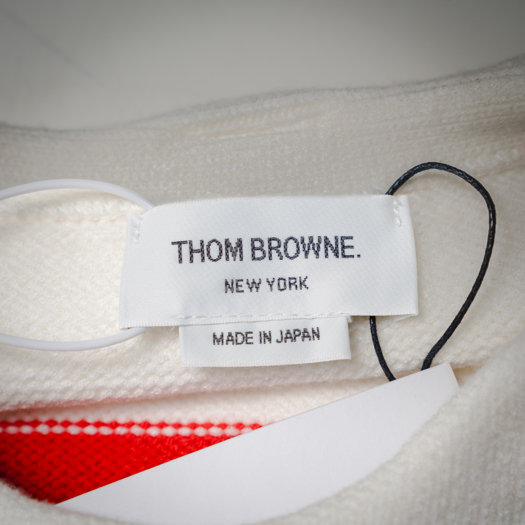 THOM BROWNE SS25 新年限定 红色条纹侧边开衩设计条纹圆领毛衣红色