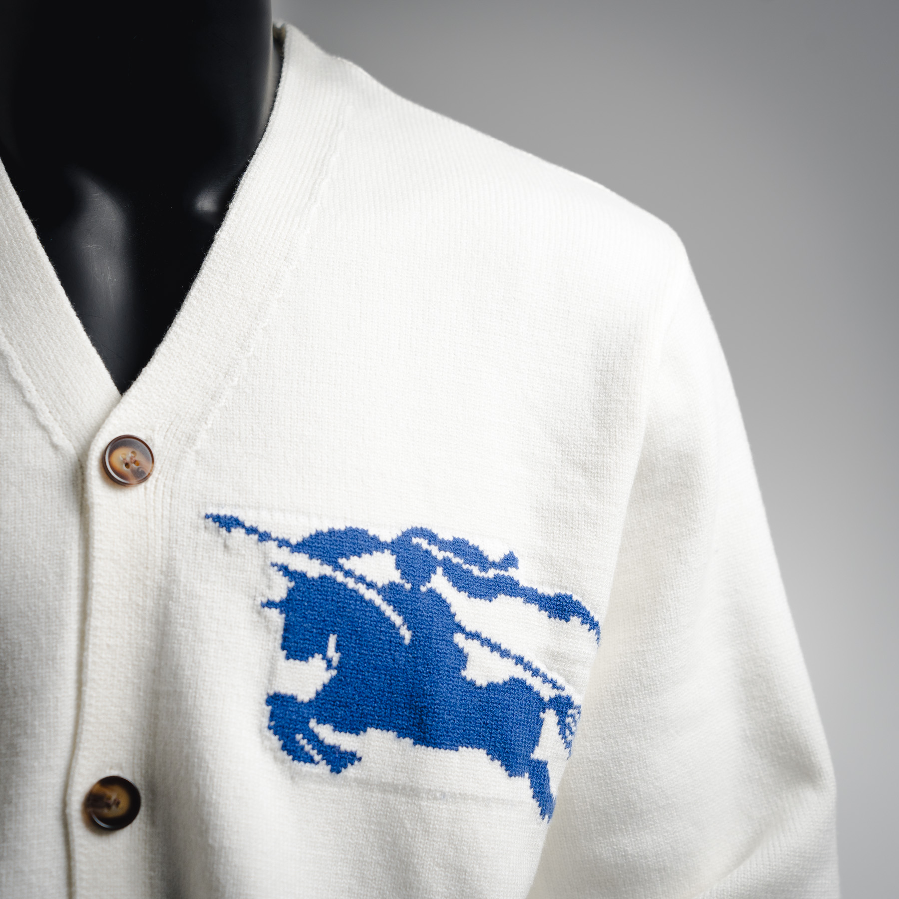 Burberry巴宝莉BBR 25 FW马术骑士徽标开衫毛衣 白色