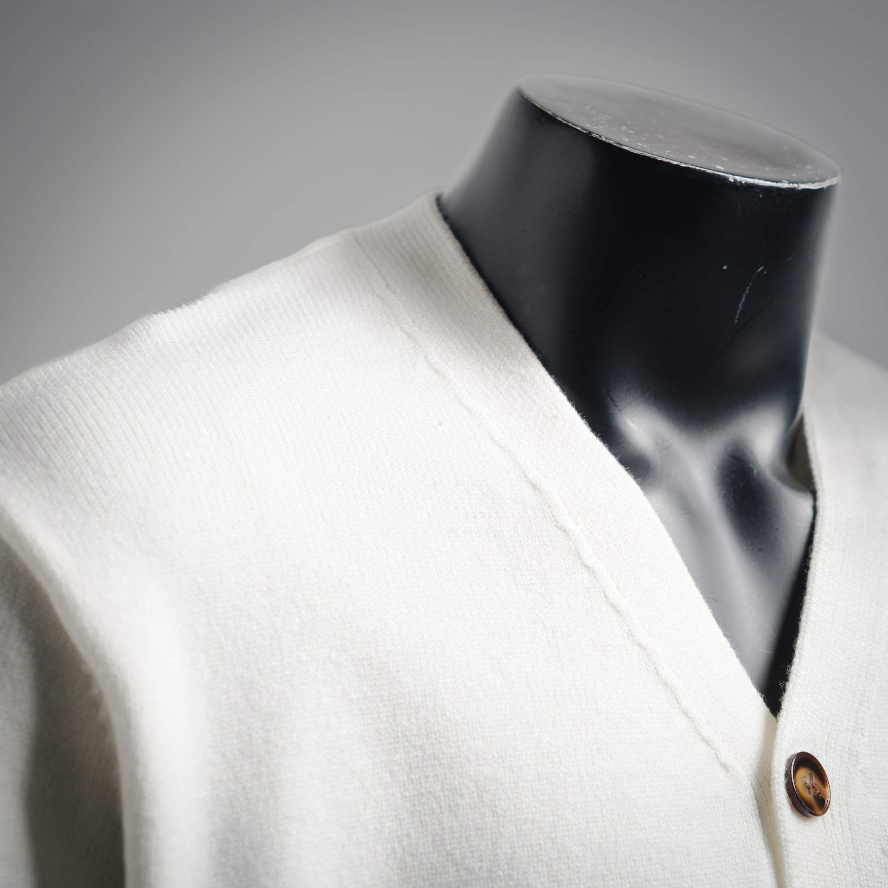 Burberry巴宝莉BBR 25 FW马术骑士徽标开衫毛衣 白色