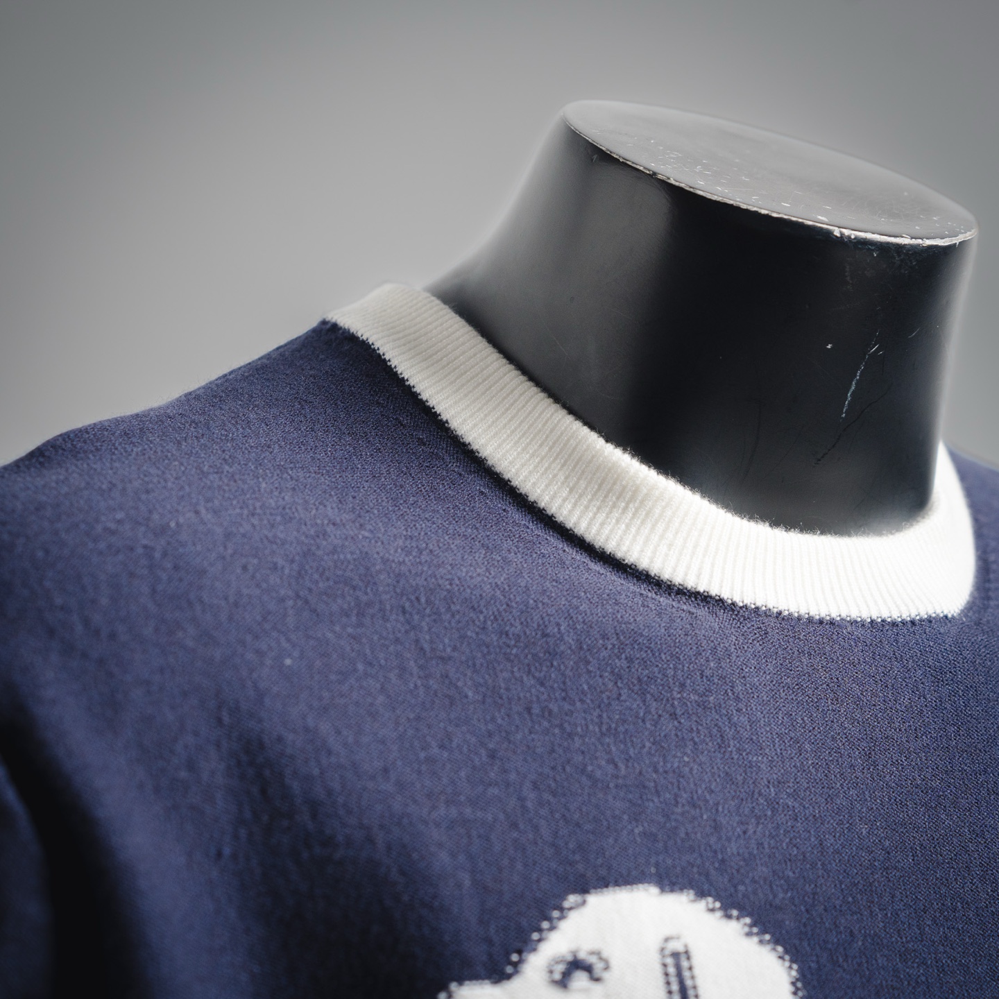 THOM BROWNE汤姆·布朗 TB 25ss动物圆小狗领套头长袖针织衫毛衣蓝色 灰色 白色-Chinese UA Cheap High Quatity Brand Clothes Bags handbags Sneakers wholesale wholesaler seller from China Factory suppliers Fashion Clothing Shoes best Quality Beautiful Price THOM BROWNE汤姆·布朗 TB 25ss动物圆小狗领套头长袖针织衫毛衣蓝色 灰色 白色