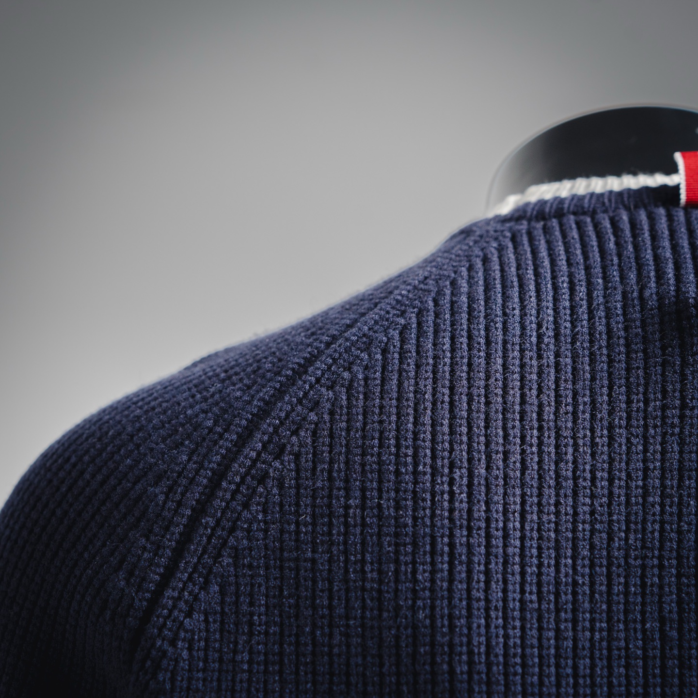 ThomBrowne TB新季23Ss四条纹拼色套头长袖圆领毛衣