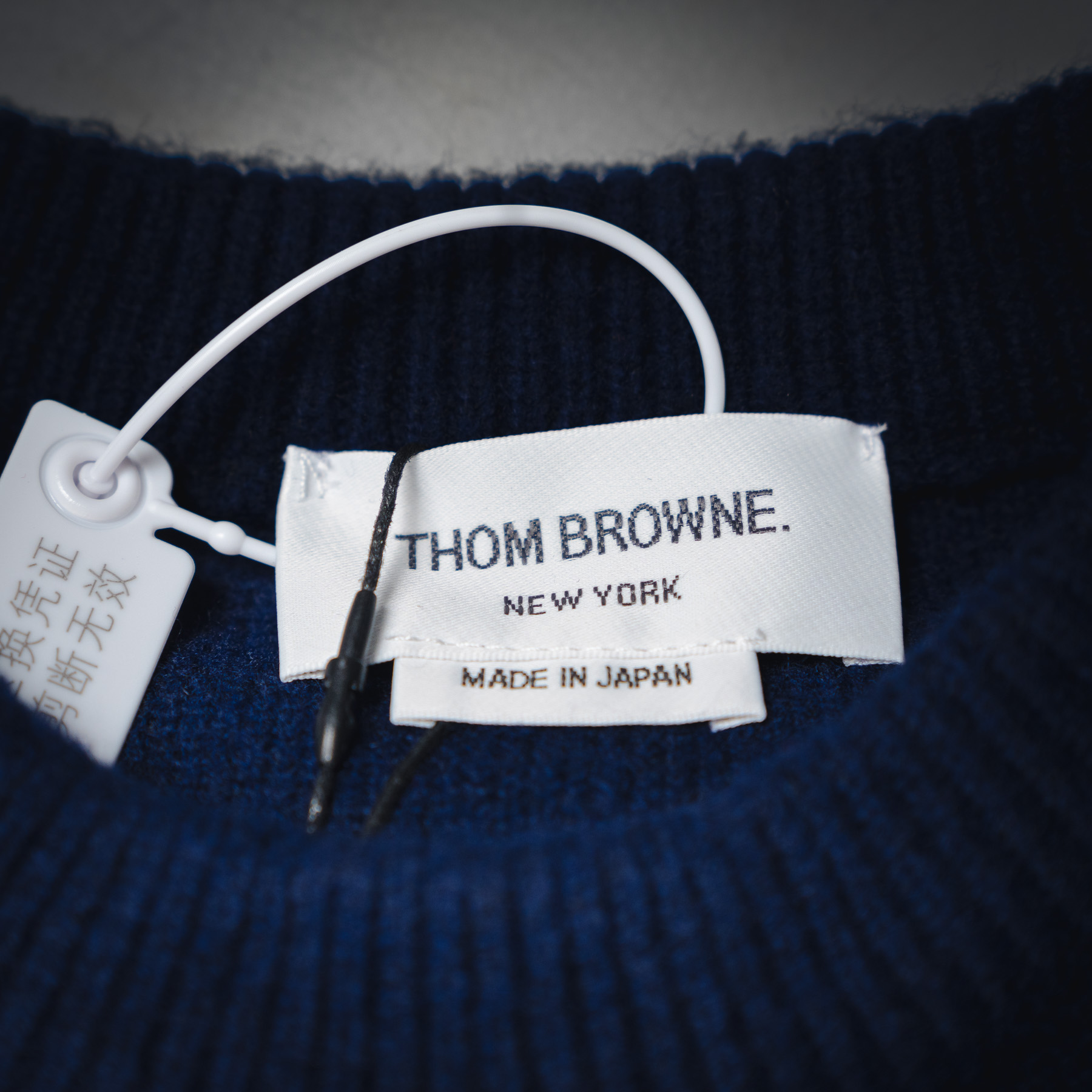THOM BROWNE 汤姆布朗 TB 23ss新季产品四条纹圆领套头毛衣