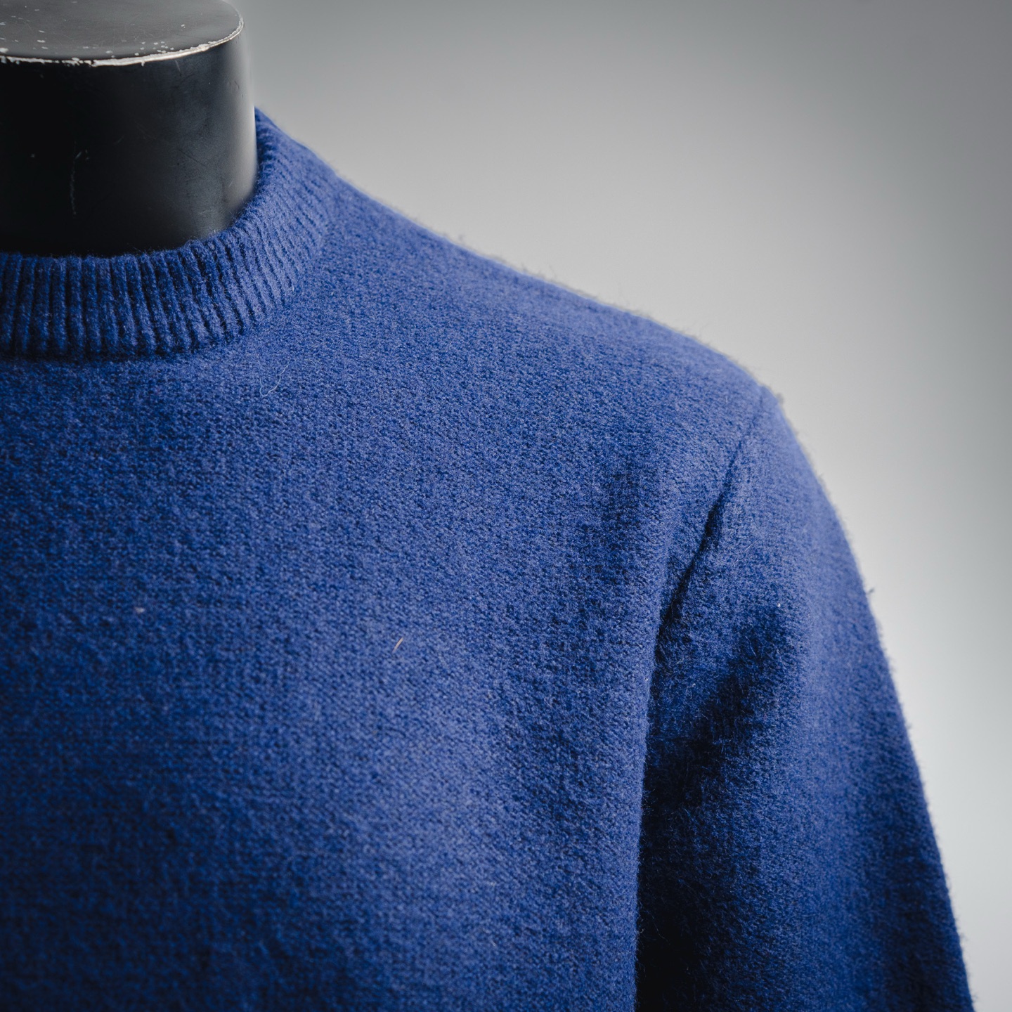 THOM BROWNE 汤姆布朗 TB 23ss新季产品四条纹圆领套头毛衣