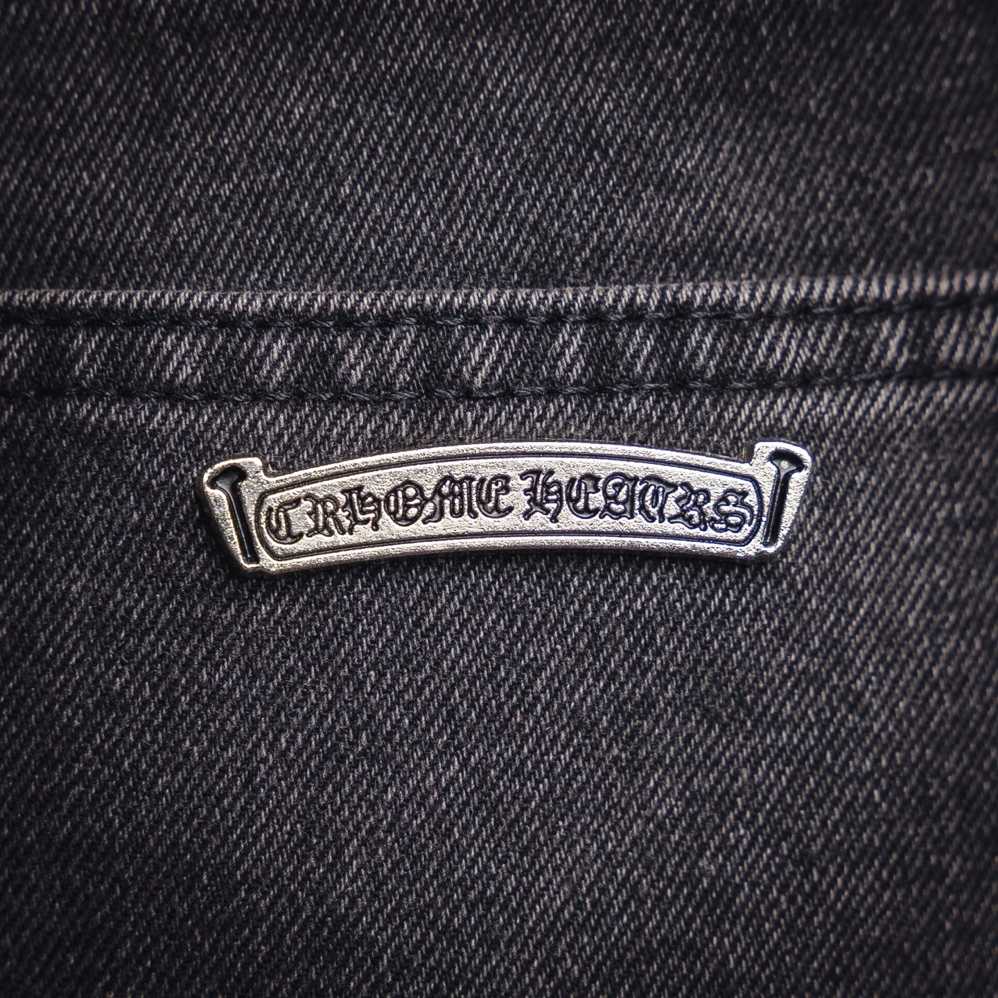 Chrome hearts新款城市限定款火焰灰牛仔裤黑色-Chinese UA Cheap High Quatity Brand Clothes Bags handbags Sneakers wholesale wholesaler seller from China Factory suppliers Fashion Clothing Shoes best Quality Beautiful Price Chrome hearts新款城市限定款火焰灰牛仔裤黑色