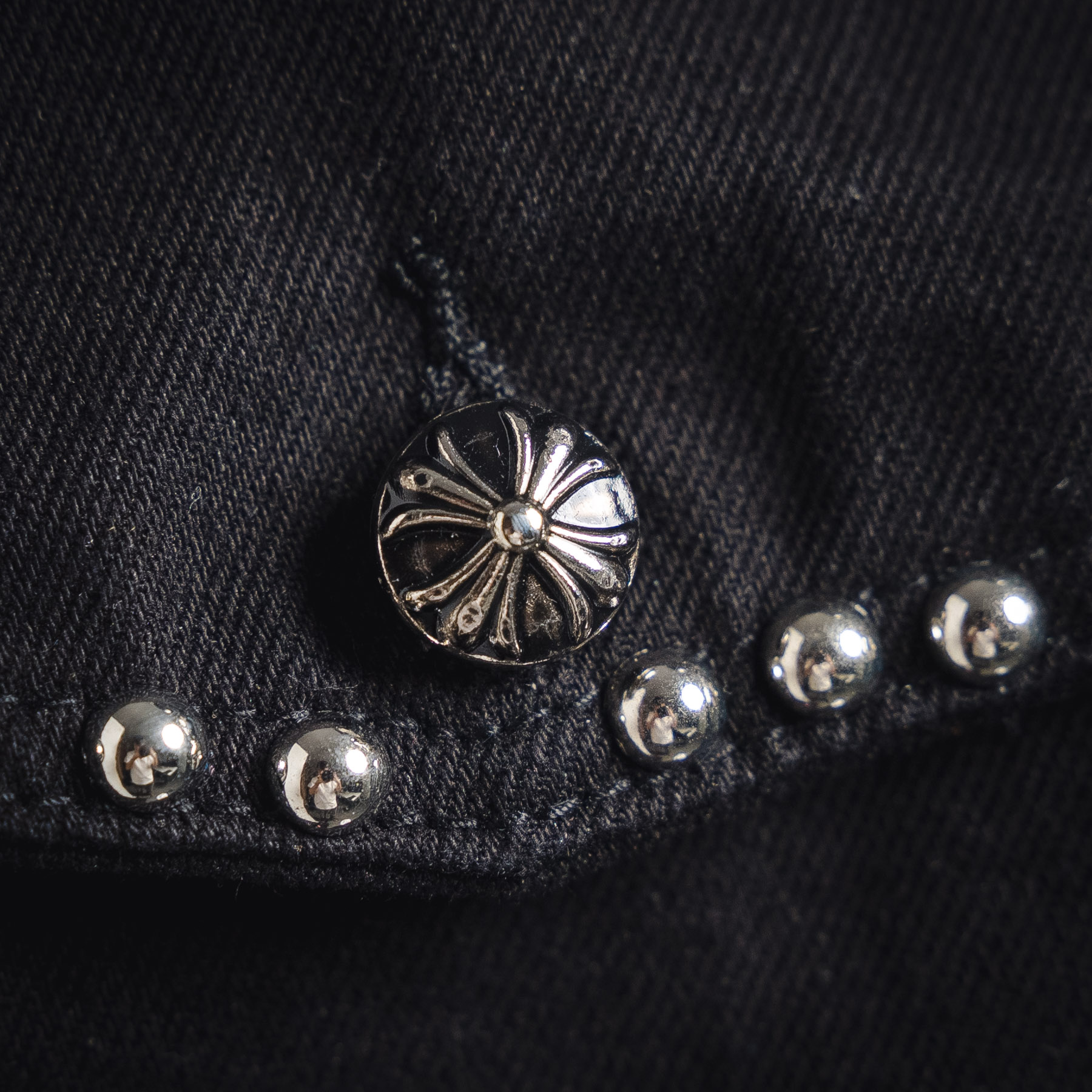 Chrome Hearts克罗心25ss铆钉多彩logo重工牛仔外套 黑色-Chinese UA Cheap High Quatity Brand Clothes Bags handbags Sneakers wholesale wholesaler seller from China Factory suppliers Fashion Clothing Shoes best Quality Beautiful Price Chrome Hearts克罗心25ss铆钉多彩logo重工牛仔外套 黑色