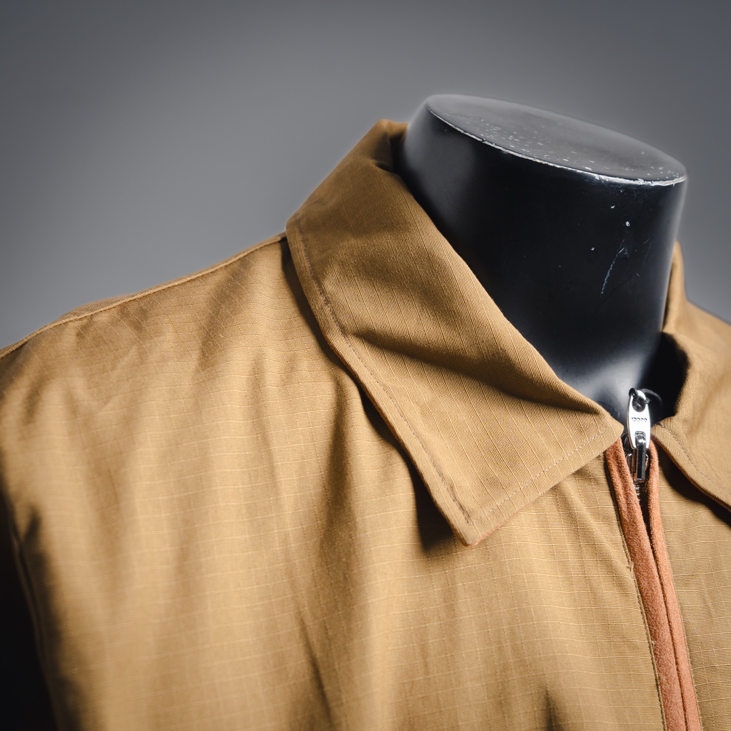 GUCCi/古驰25FW净色老花双面GG翻领夹克外套-Chinese UA Cheap High Quatity Brand Clothes Bags handbags Sneakers wholesale wholesaler seller from China Factory suppliers Fashion Clothing Shoes best Quality Beautiful Price GUCCi/古驰25FW净色老花双面GG翻领夹克外套