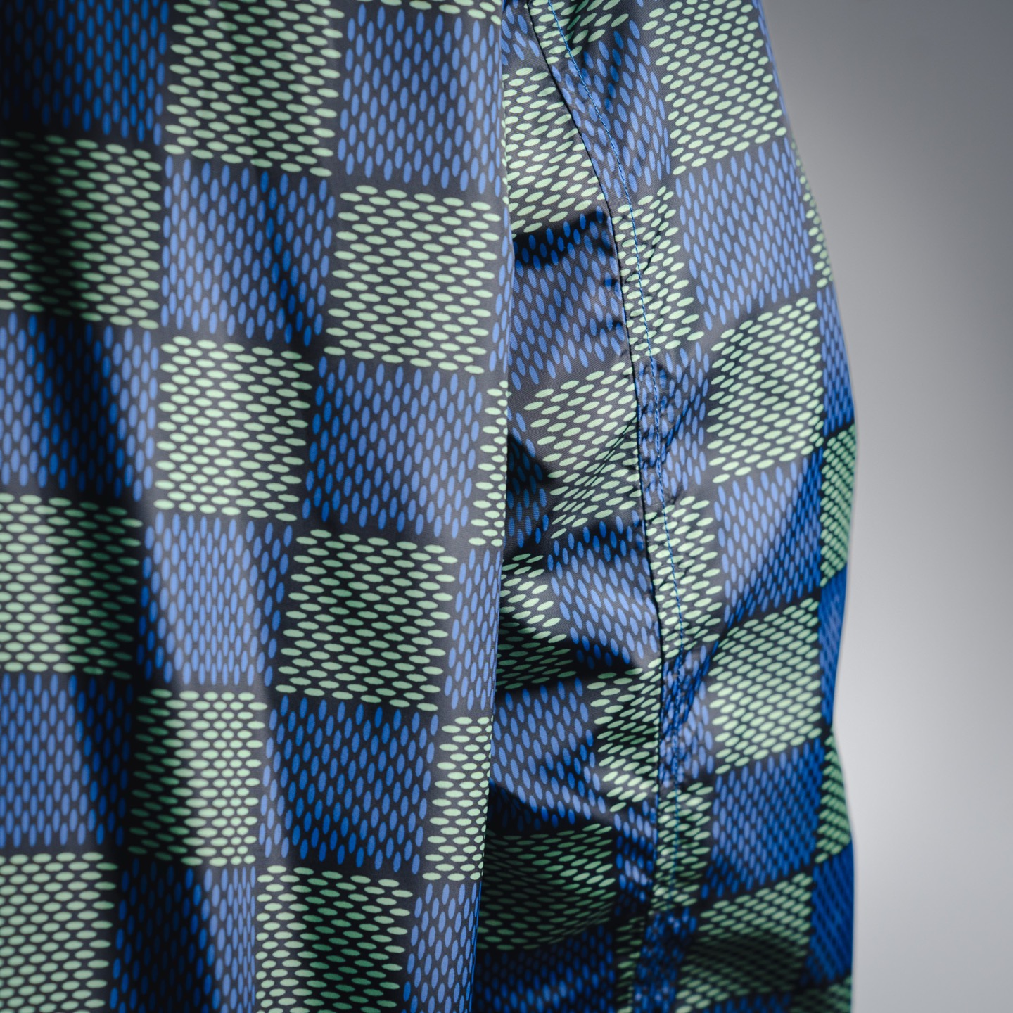 Louis Vuitton 路易威登 1v 25ss双面穿大棋盘格夹克外套-Chinese UA Cheap High Quatity Brand Clothes Bags handbags Sneakers wholesale wholesaler seller from China Factory suppliers Fashion Clothing Shoes best Quality Beautiful Price Louis Vuitton 路易威登 1v 25ss双面穿大棋盘格夹克外套