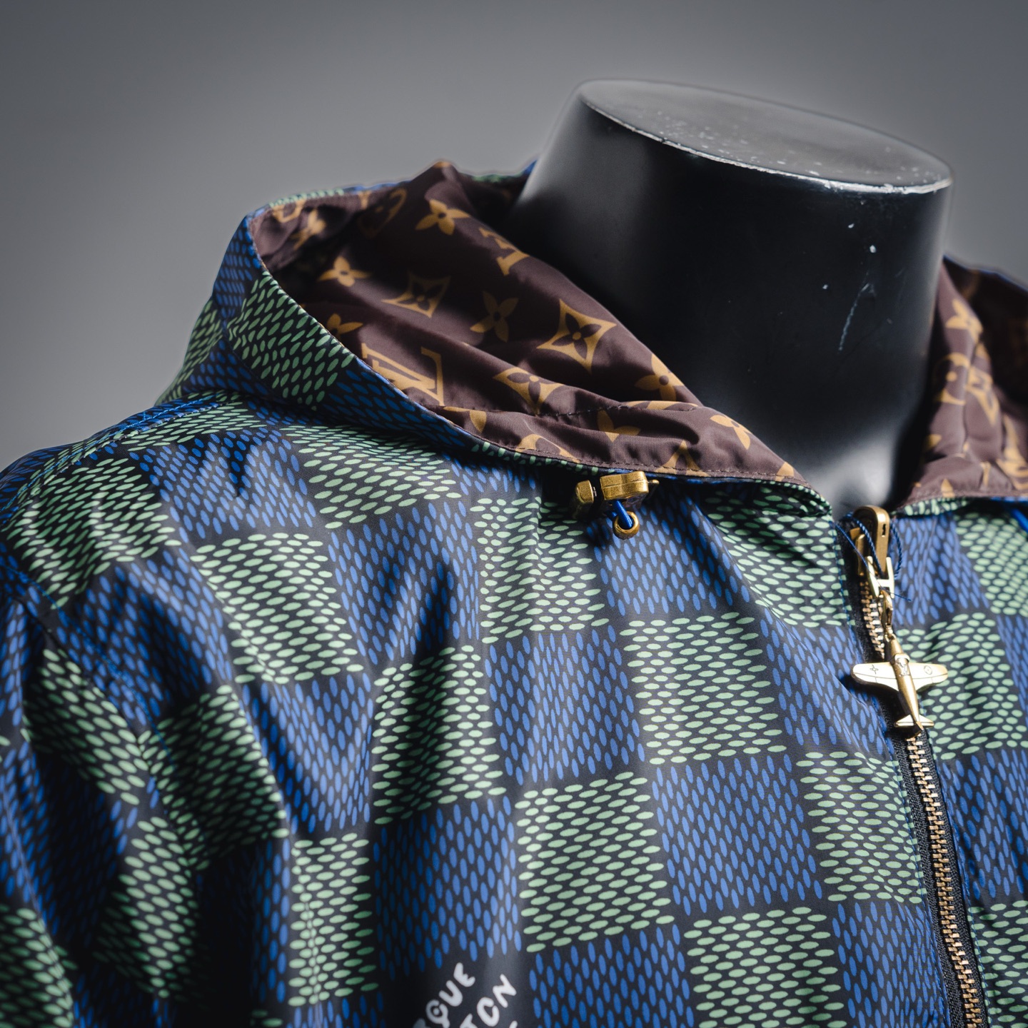 Louis Vuitton 路易威登 1v 25ss双面穿大棋盘格夹克外套-Chinese UA Cheap High Quatity Brand Clothes Bags handbags Sneakers wholesale wholesaler seller from China Factory suppliers Fashion Clothing Shoes best Quality Beautiful Price Louis Vuitton 路易威登 1v 25ss双面穿大棋盘格夹克外套