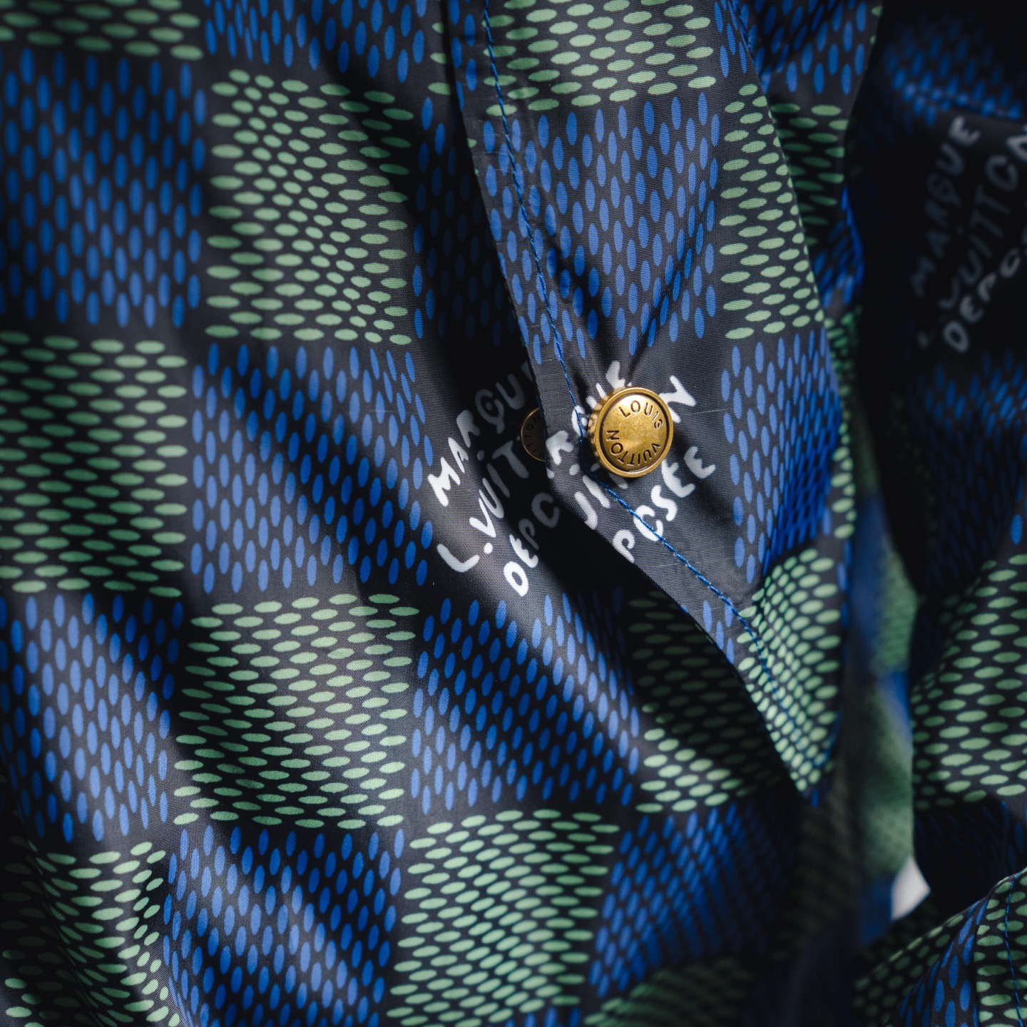 Louis Vuitton 路易威登 1v 25ss双面穿大棋盘格夹克外套-Chinese UA Cheap High Quatity Brand Clothes Bags handbags Sneakers wholesale wholesaler seller from China Factory suppliers Fashion Clothing Shoes best Quality Beautiful Price Louis Vuitton 路易威登 1v 25ss双面穿大棋盘格夹克外套