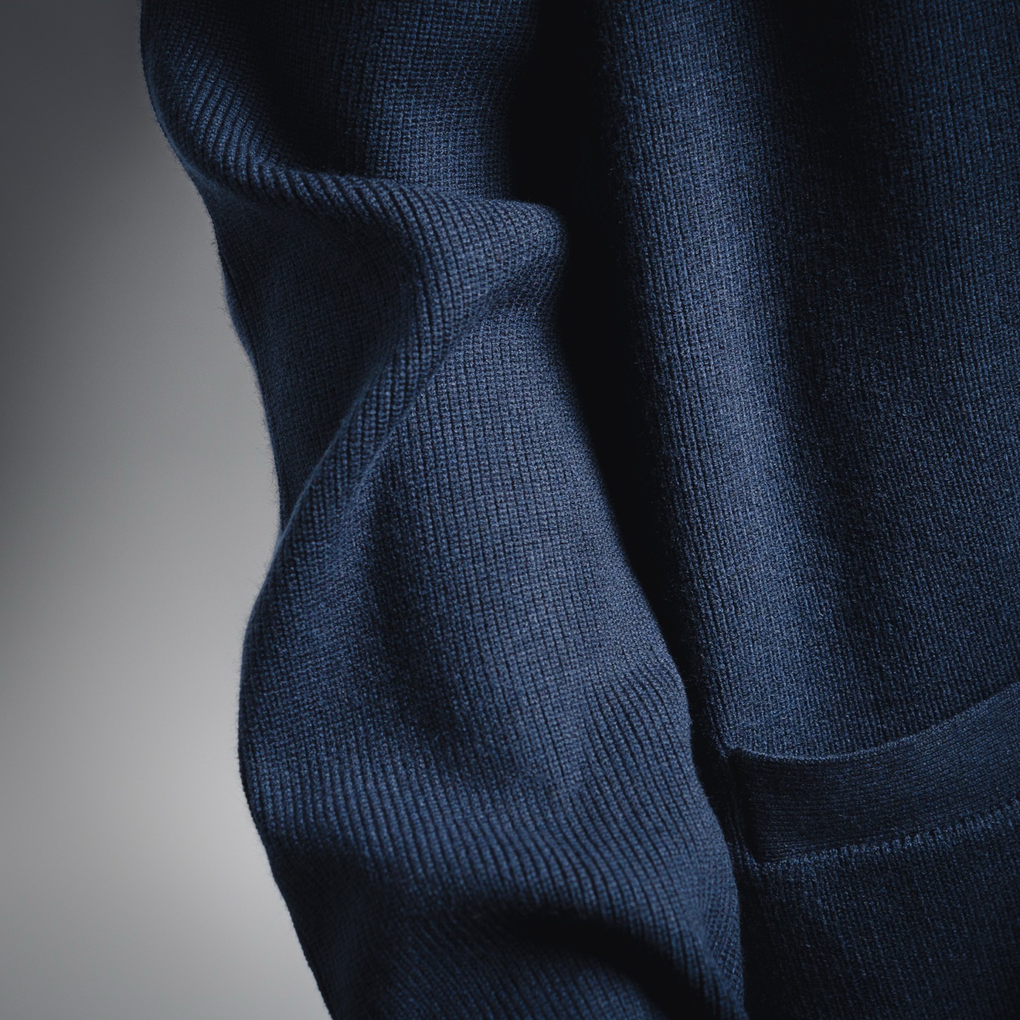 GUCCI古驰GUC 领口嵌花针织毛衣开衫