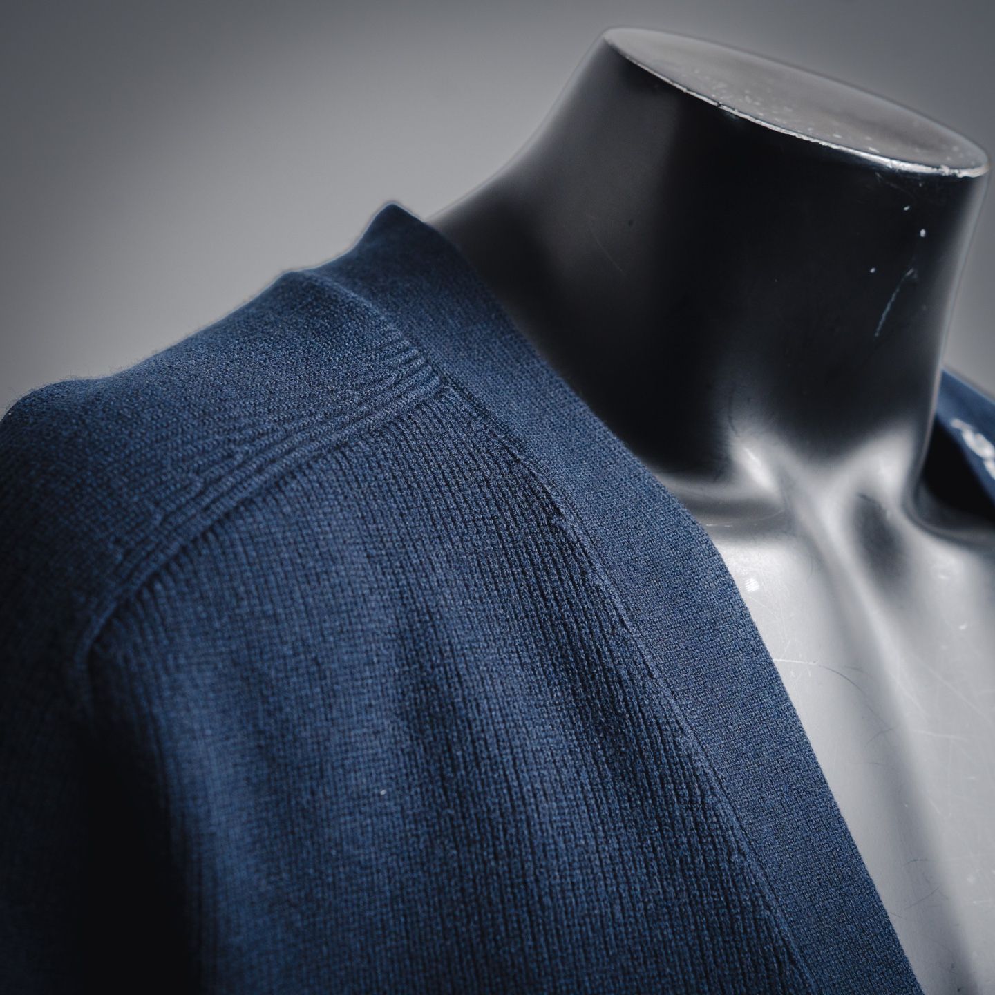 GUCCI古驰GUC 领口嵌花针织毛衣开衫