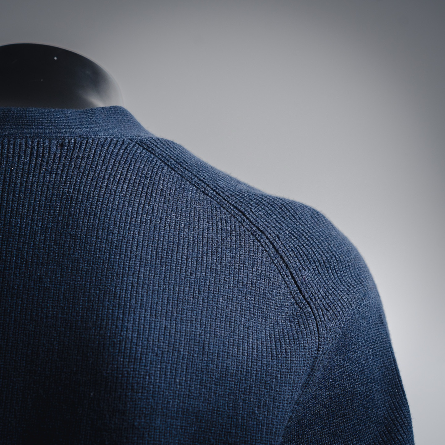 GUCCI古驰GUC 领口嵌花针织毛衣开衫