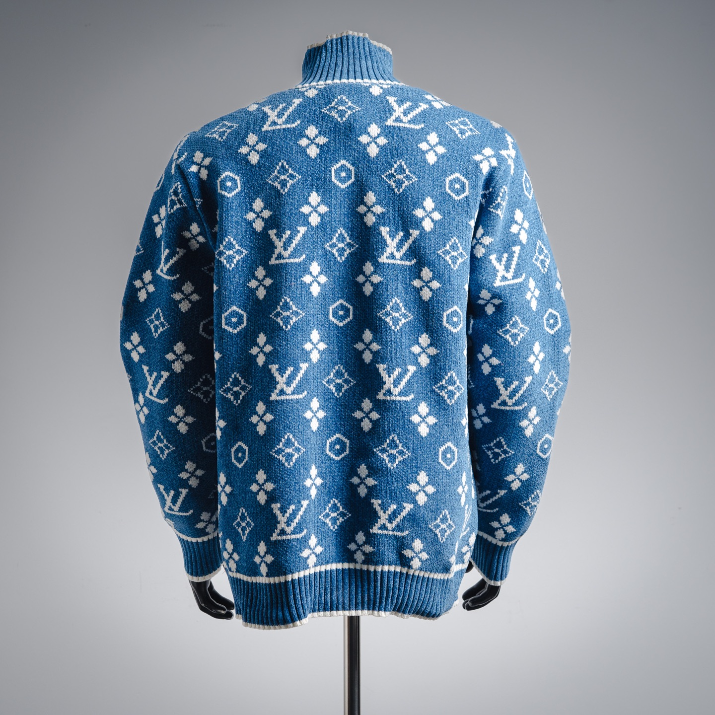 Louis Vuitton路易威登LV 25ss满印提花标识logo拉链开衫毛衣-Chinese UA Cheap High Quatity Brand Clothes Bags handbags Sneakers wholesale wholesaler seller from China Factory suppliers Fashion Clothing Shoes best Quality Beautiful Price Louis Vuitton路易威登LV 25ss满印提花标识logo拉链开衫毛衣