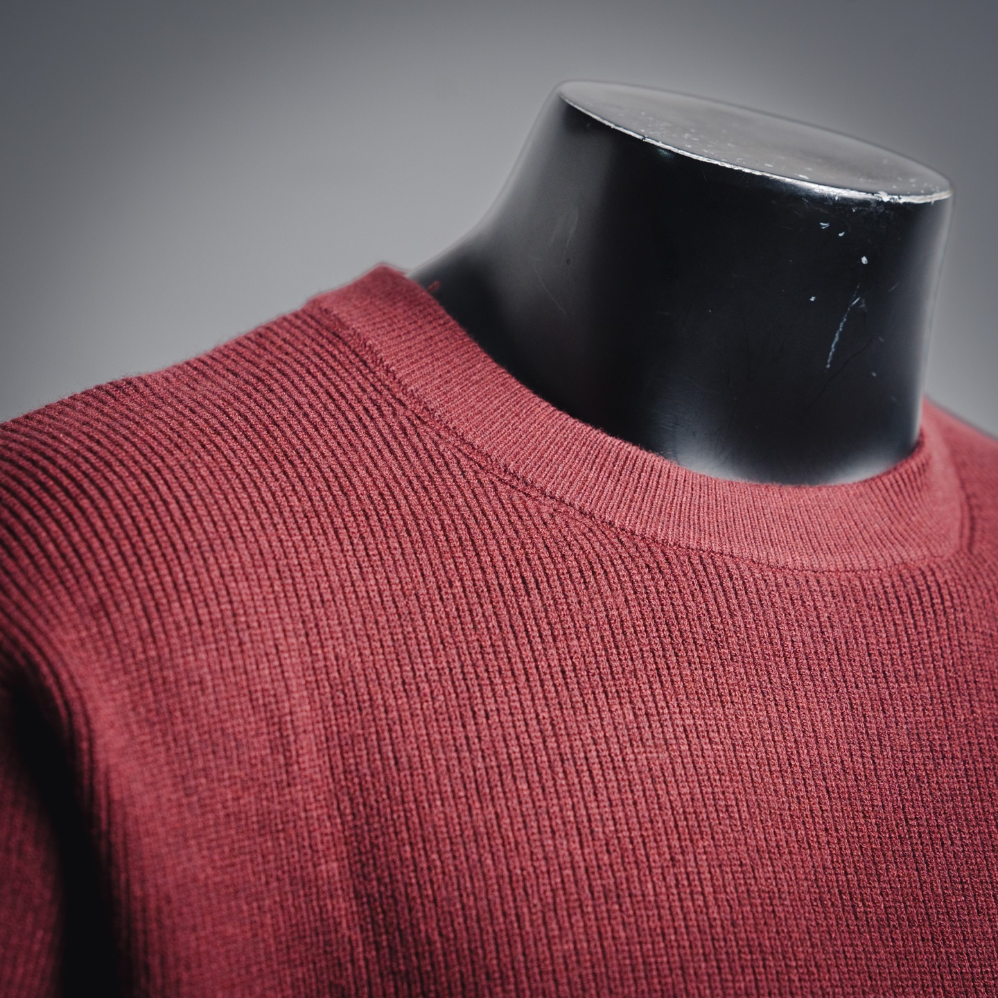 GUCCI古驰 25ss饰边嵌花长袖针织毛衣 Gucci 2025早春系列挚献多款经典风格单品红蓝拼接-莆田鞋,莆田鞋货源,高仿鞋,高仿鞋货源,安福档口,莆田高仿鞋,莆田鞋批发,高仿鞋批发,莆田高仿运动鞋,高仿运动鞋,莆田运动鞋 GUCCI古驰 25ss饰边嵌花长袖针织毛衣 Gucci 2025早春系列挚献多款经典风格单品红蓝拼接