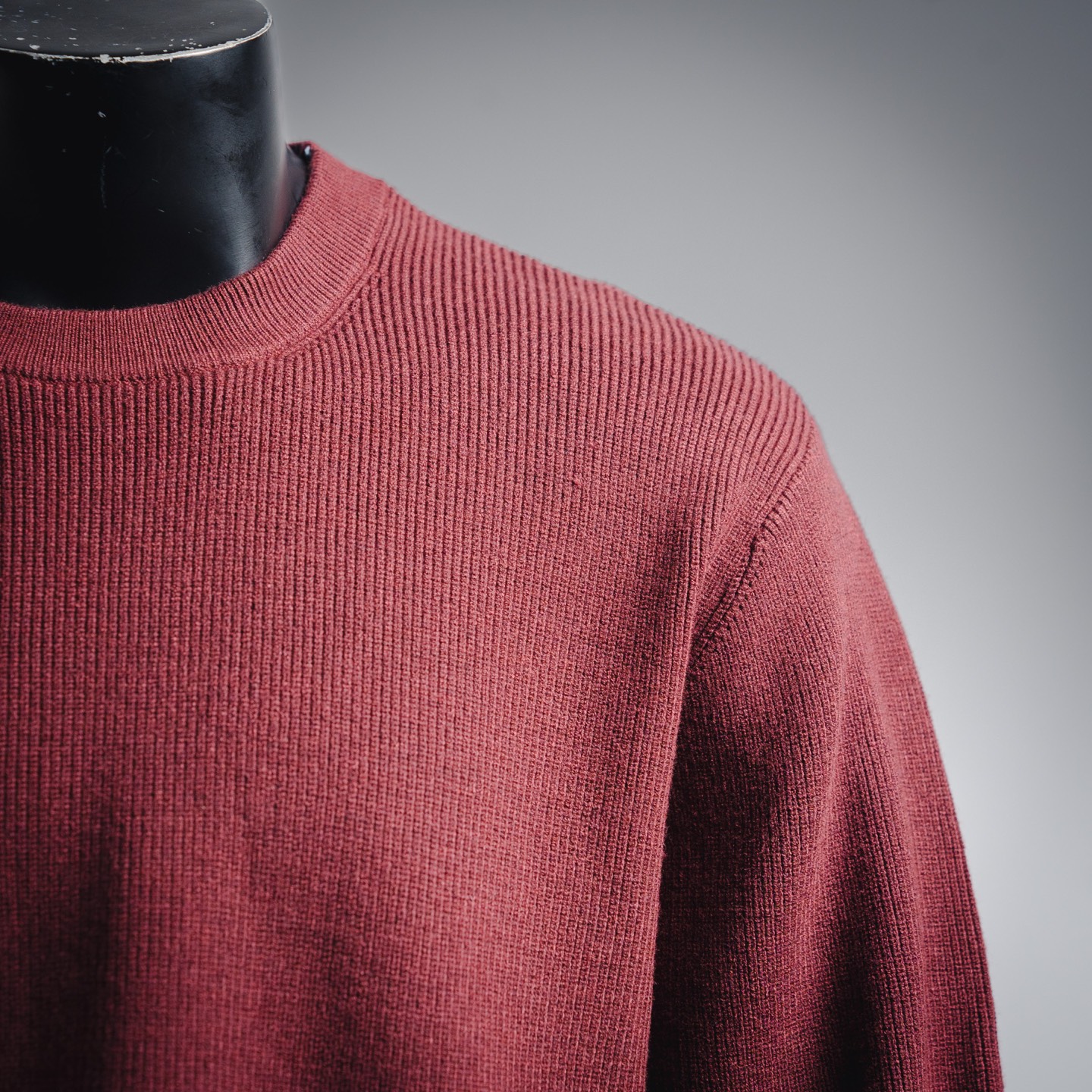 GUCCI古驰 25ss饰边嵌花长袖针织毛衣 Gucci 2025早春系列挚献多款经典风格单品红蓝拼接-莆田鞋,莆田鞋货源,高仿鞋,高仿鞋货源,安福档口,莆田高仿鞋,莆田鞋批发,高仿鞋批发,莆田高仿运动鞋,高仿运动鞋,莆田运动鞋 GUCCI古驰 25ss饰边嵌花长袖针织毛衣 Gucci 2025早春系列挚献多款经典风格单品红蓝拼接