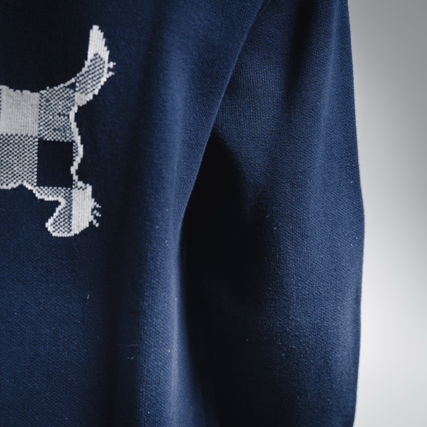 ThomBrowne TB 25ss后背菱格小狗开衫外套毛衣-Chinese UA Cheap High Quatity Brand Clothes Bags handbags Sneakers wholesale wholesaler seller from China Factory suppliers Fashion Clothing Shoes best Quality Beautiful Price ThomBrowne TB 25ss后背菱格小狗开衫外套毛衣