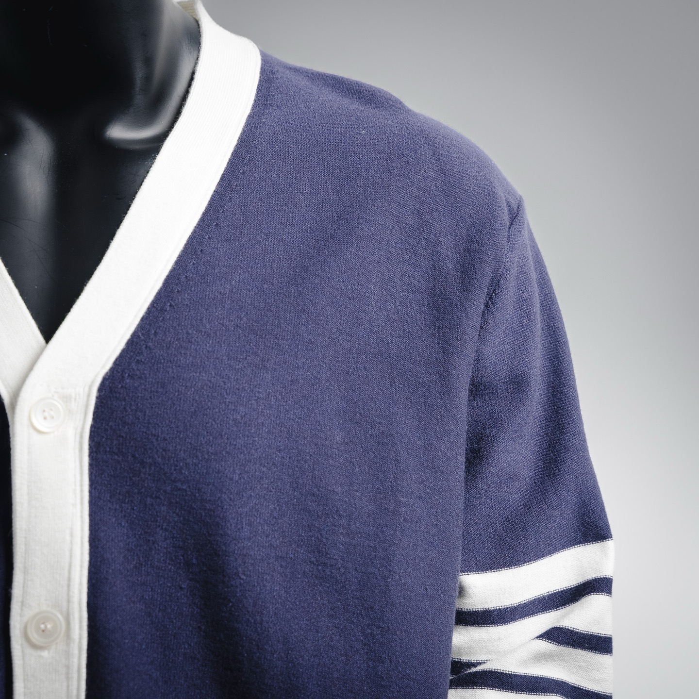 ThomBrowne TB 25ss小狗图案开衫外套毛衣-Chinese UA Cheap High Quatity Brand Clothes Bags handbags Sneakers wholesale wholesaler seller from China Factory suppliers Fashion Clothing Shoes best Quality Beautiful Price ThomBrowne TB 25ss小狗图案开衫外套毛衣