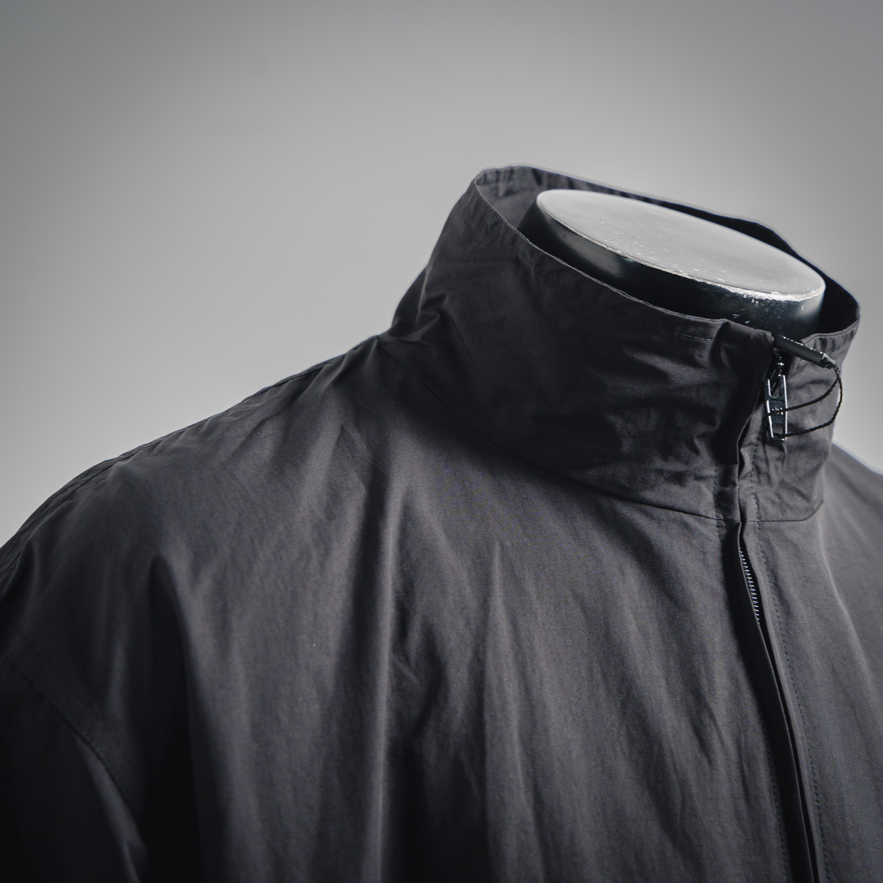 Balenciaga巴黎世家BLCG 25SS 龙年梵文后背字母刺绣府绸科技立领夹克外套