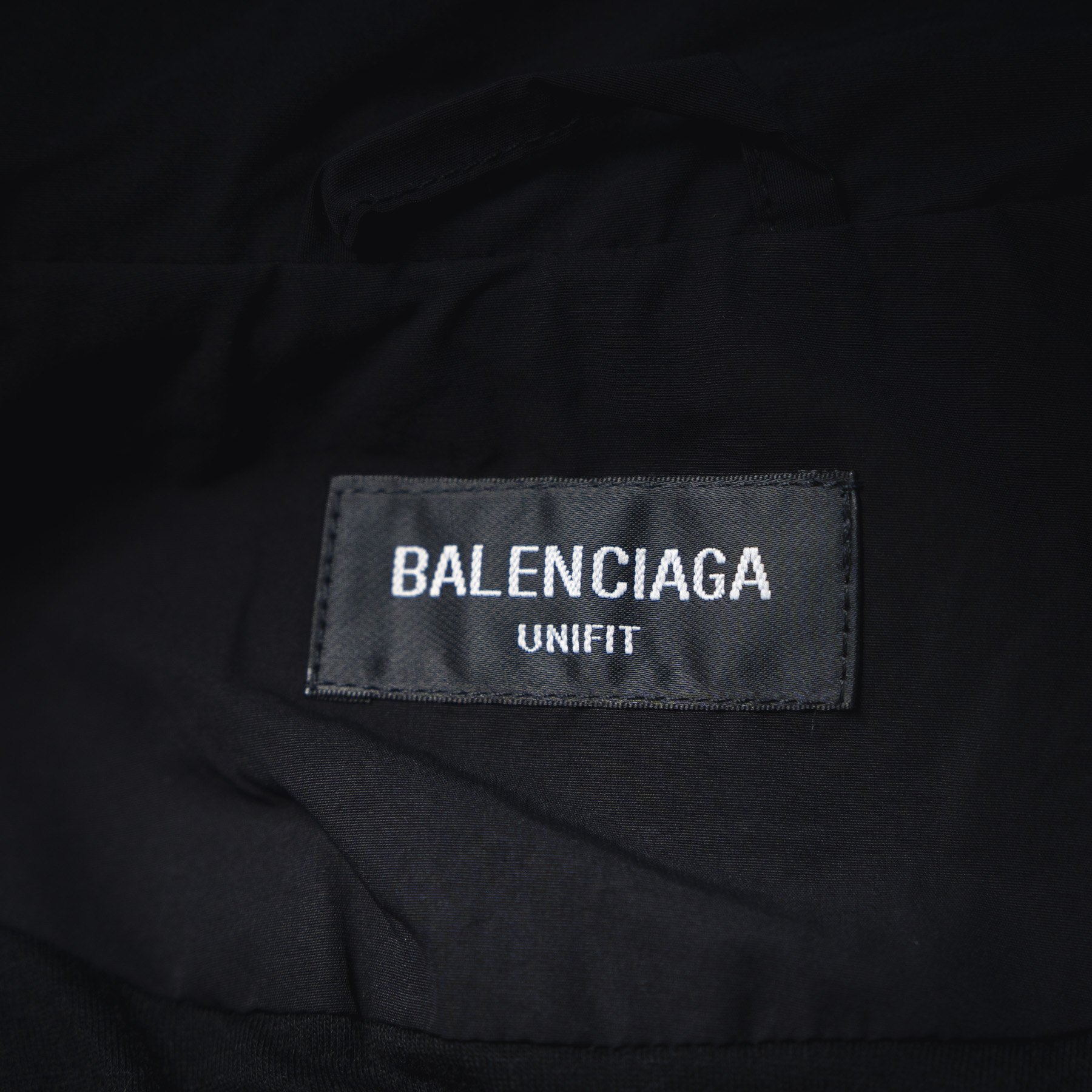 Balenciaga巴黎世家BLCG 25SS 龙年梵文后背字母刺绣府绸科技立领夹克外套