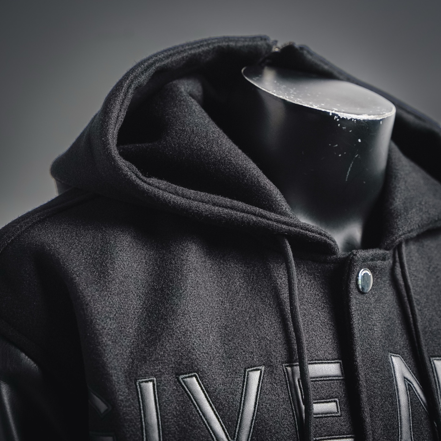 GIVENCHY纪梵希 gvc走秀款棒球服外套夹克