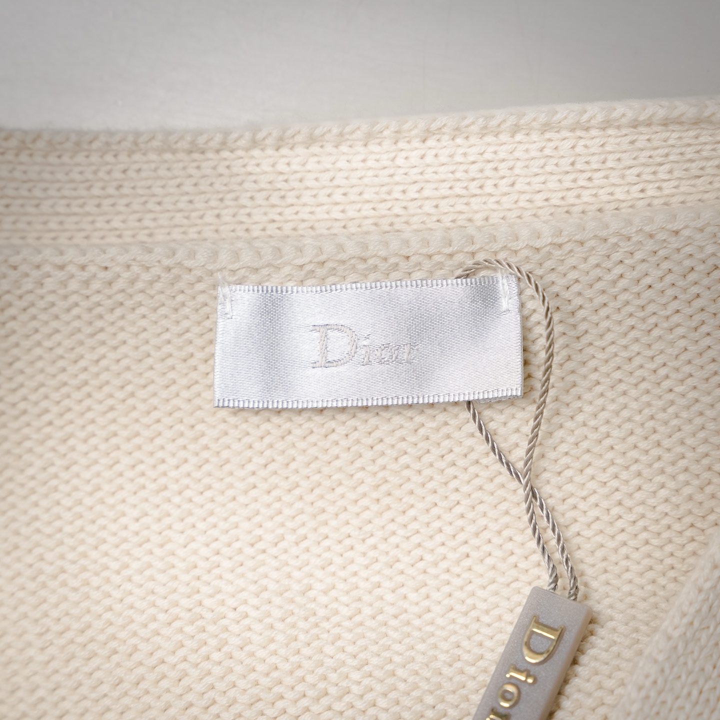 DIOR/迪奥CD 25ss新款刺绣棉质混纺纽扣开衫毛衣 白杏色