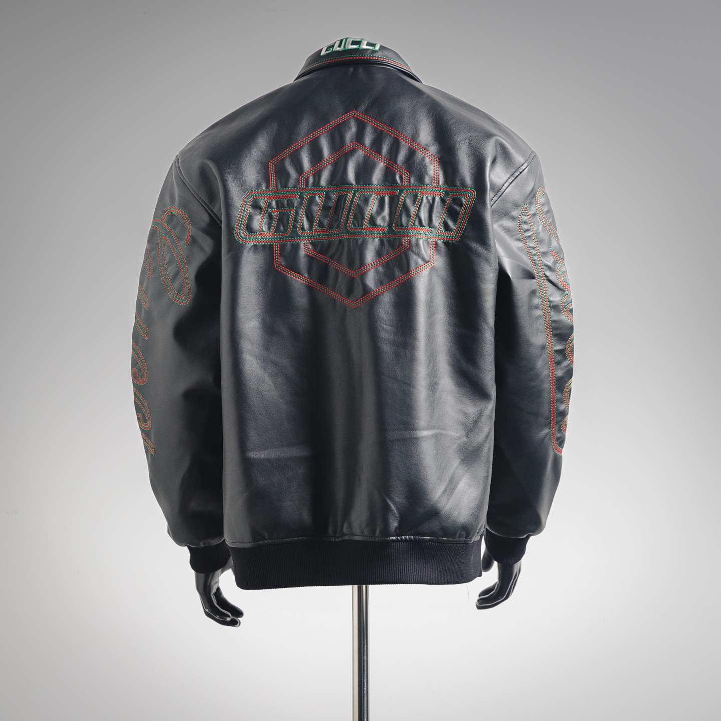 Gucci 古驰 胸前logo皮衣夹克外套 衣领大logo字母刺绣