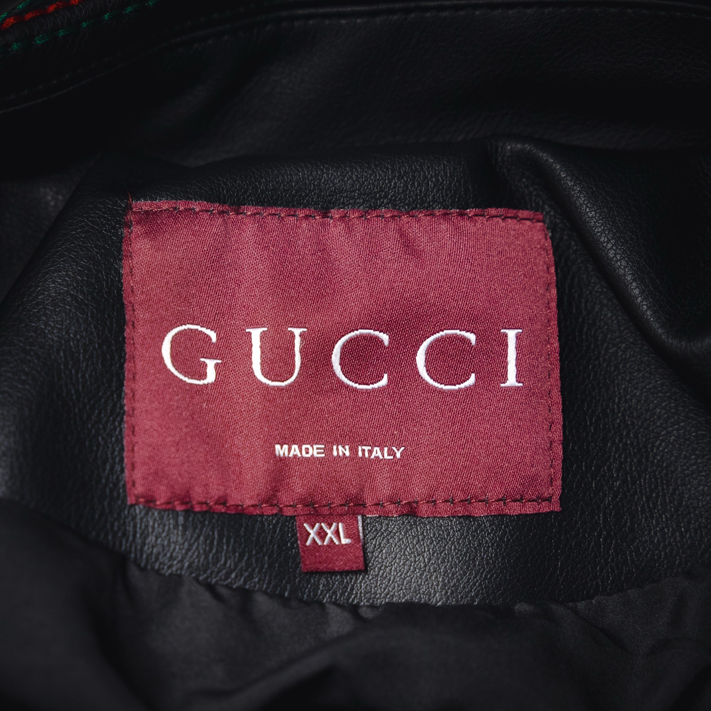 Gucci 古驰 胸前logo皮衣夹克外套 衣领大logo字母刺绣