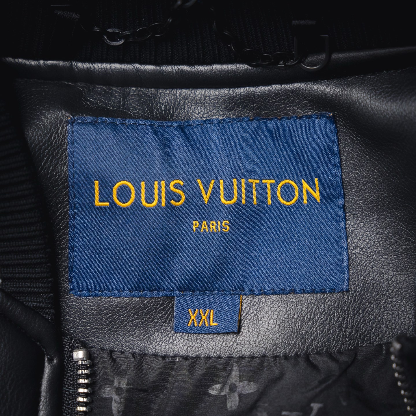 LOUIS VUITTON LV 25ss 胸前logo皮衣外套