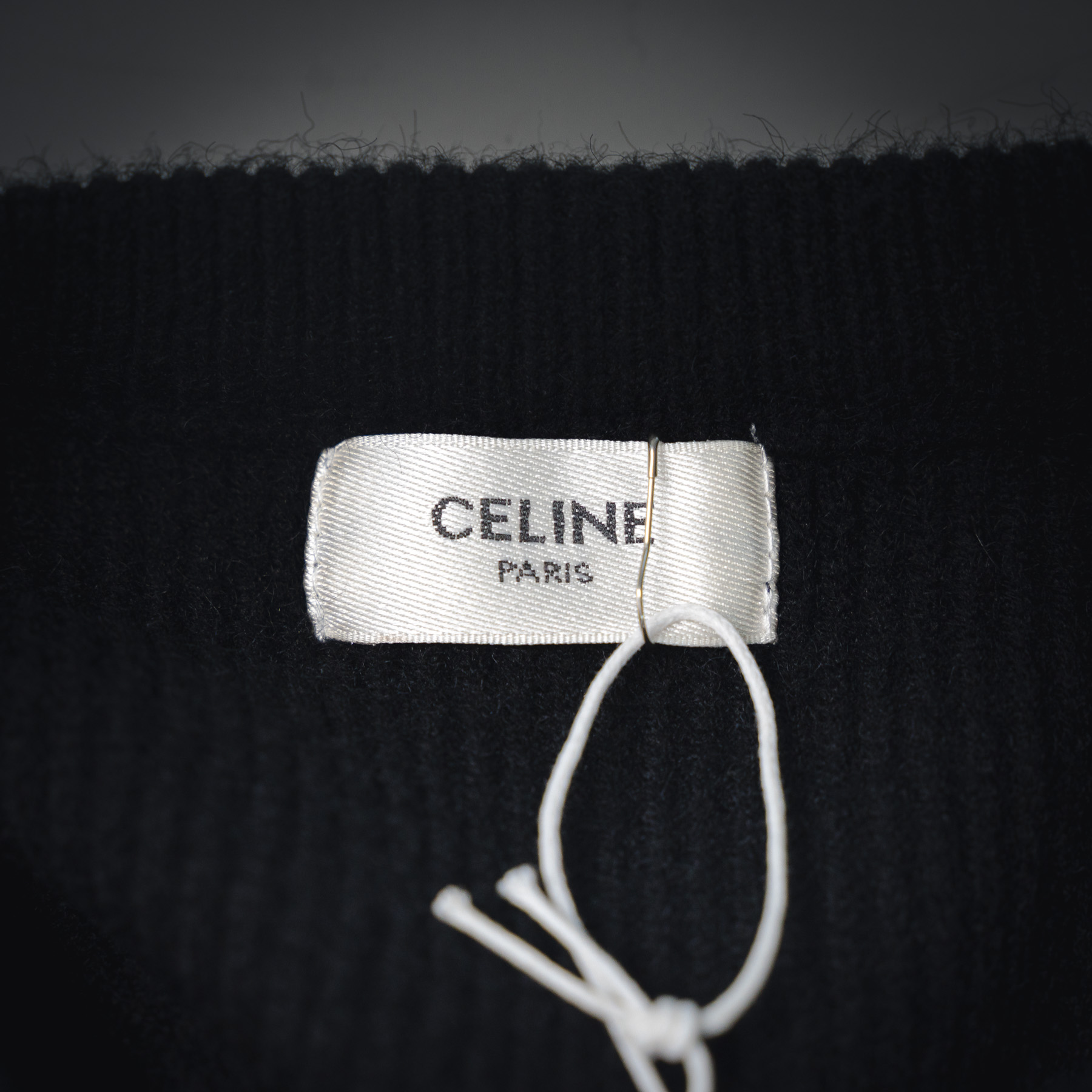 Celine赛琳 23ss胸口贴布Logo圆领毛衣