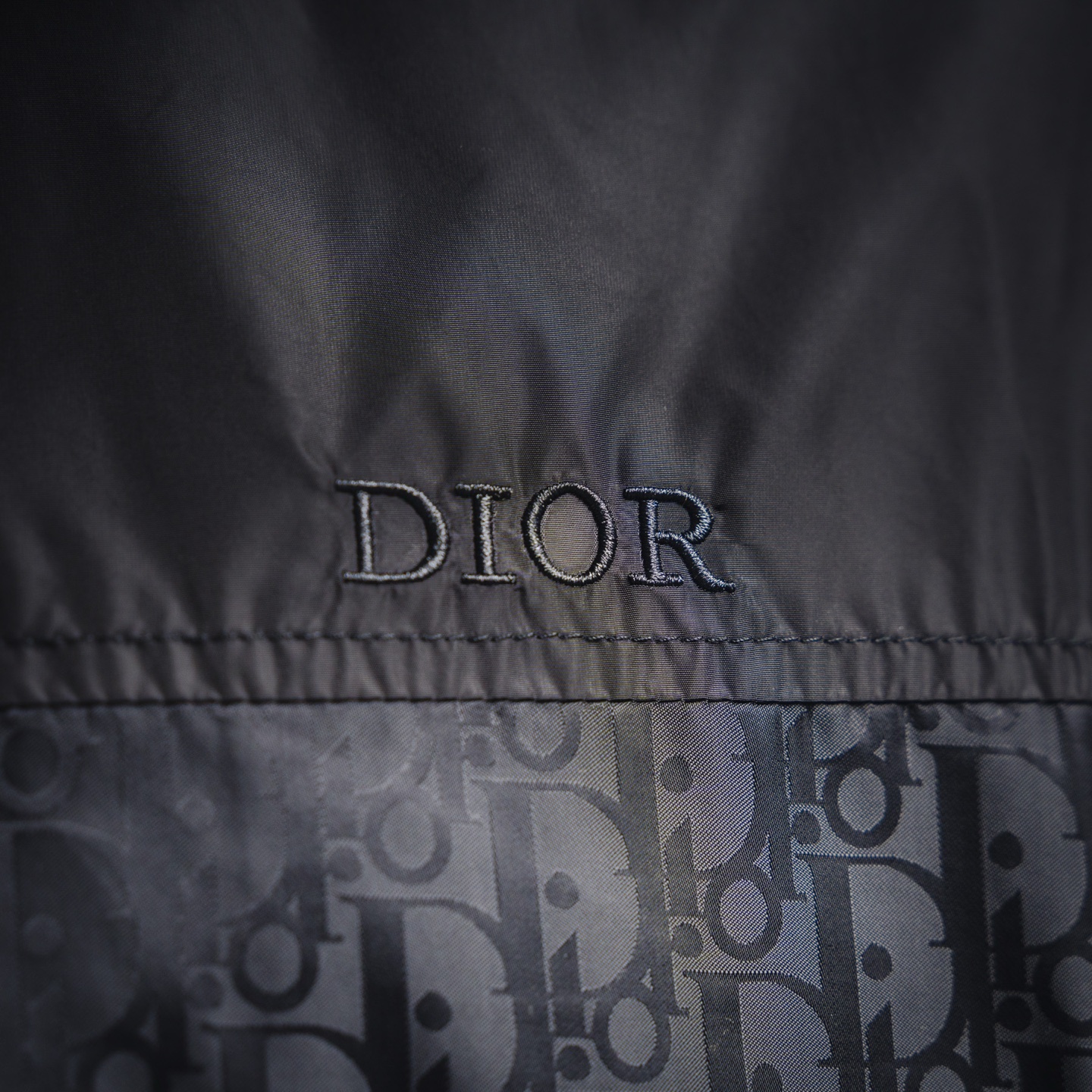 Dior/迪奥 胸前字母logo满印拼接连帽外套 黑色