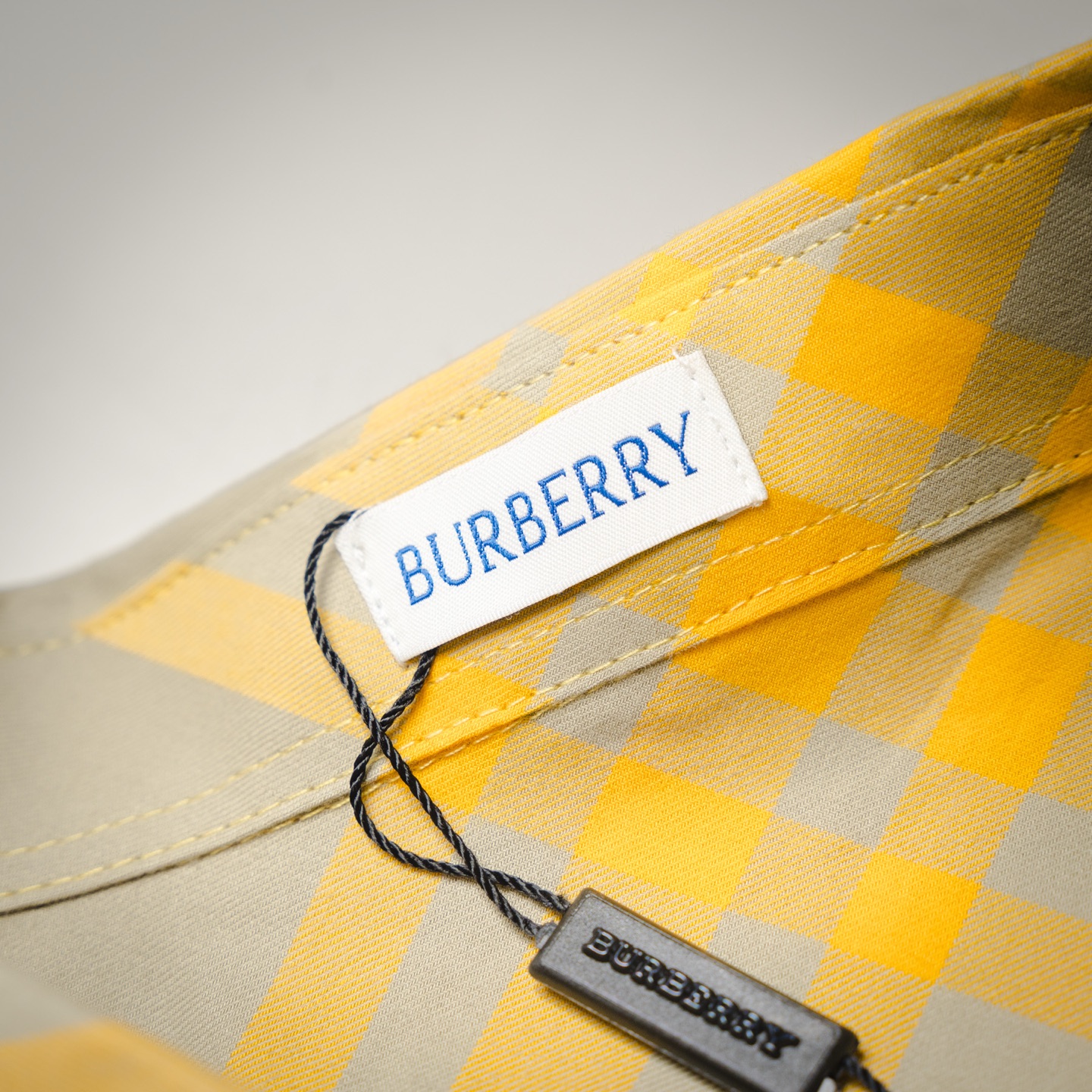 Burberry/巴宝莉bbr25ss 斜格纹黄色长袖衬衫