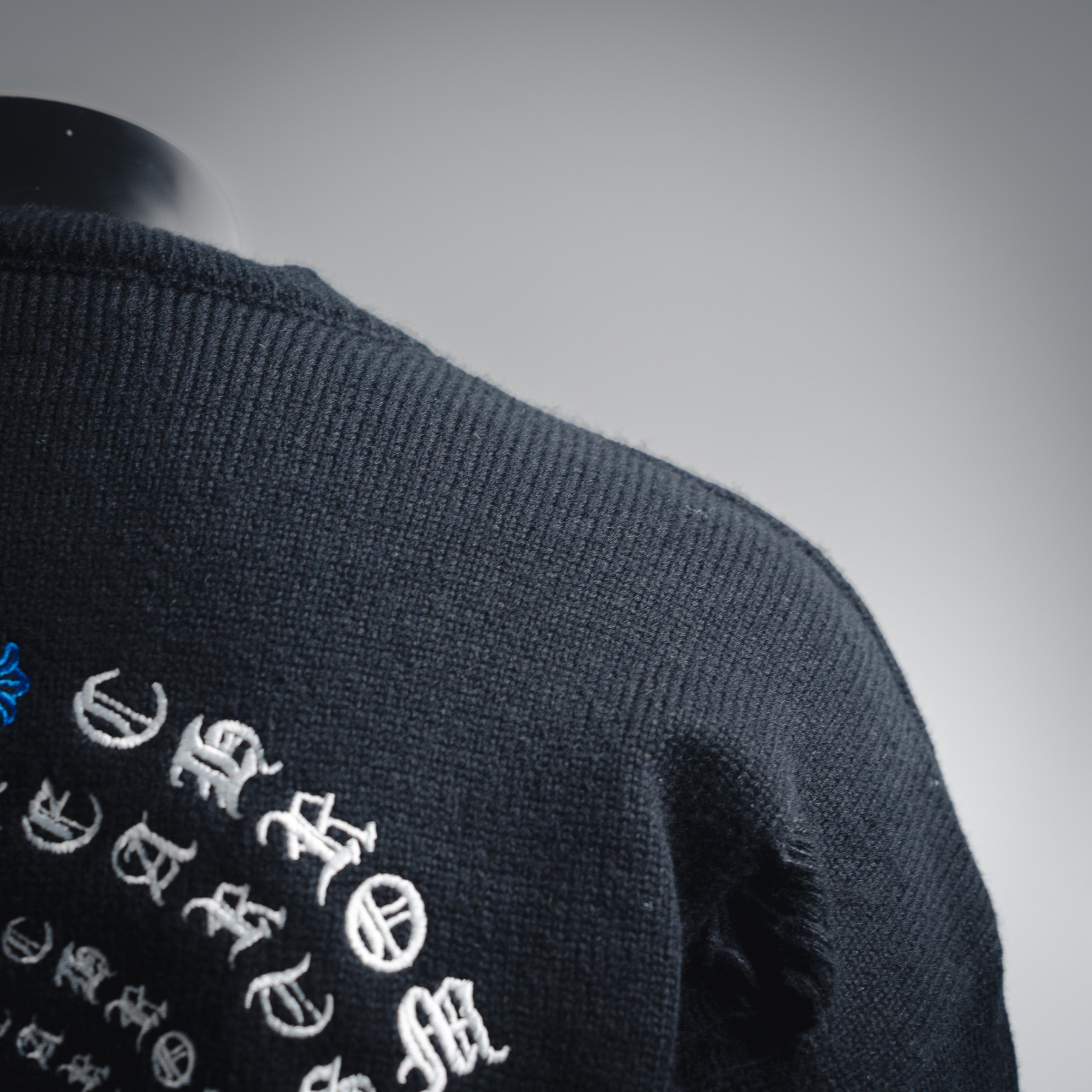 Chrome Hearts CH 克罗心25ss刺绣圆盘梵文十字架破洞针织毛衣套头 黑色 米色 灰色