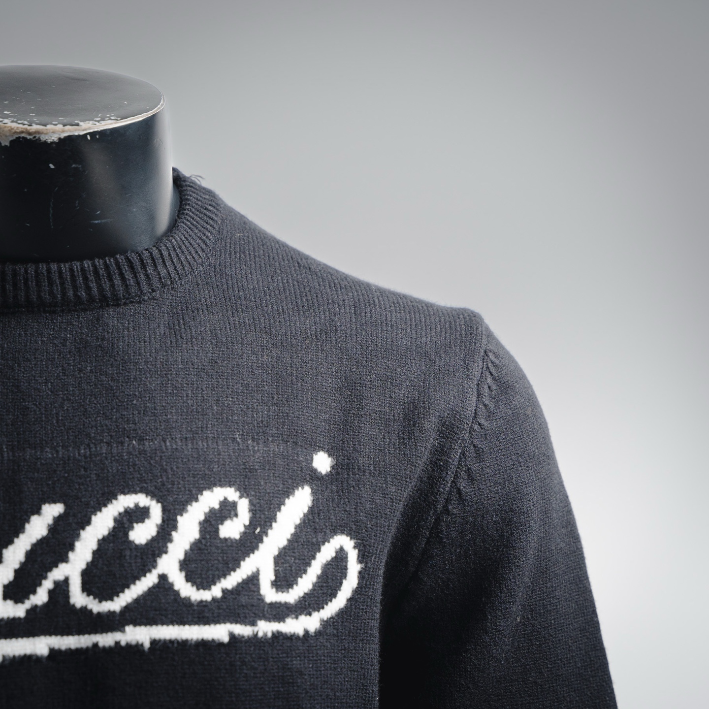 GUCCI 古驰24ss新款艺术字母logo圆领毛衣