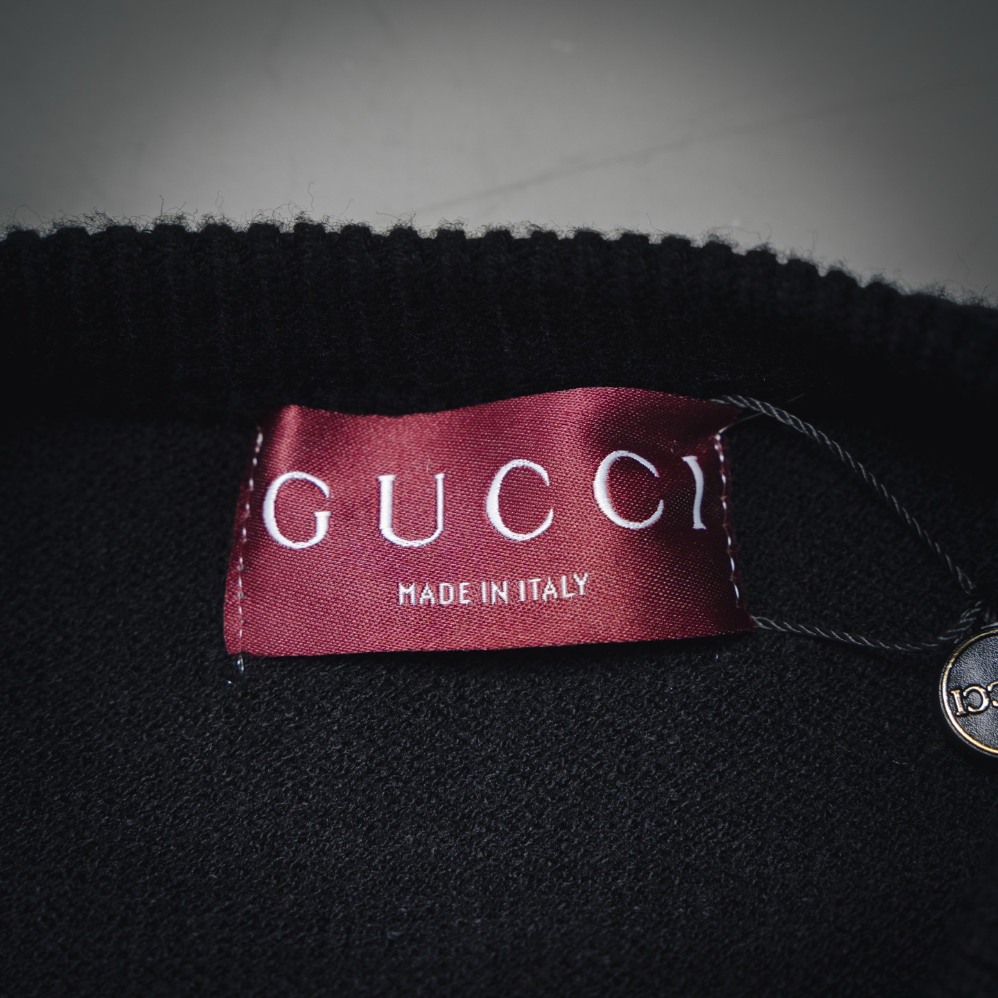 GUCCI 古驰24ss新款艺术字母logo圆领毛衣
