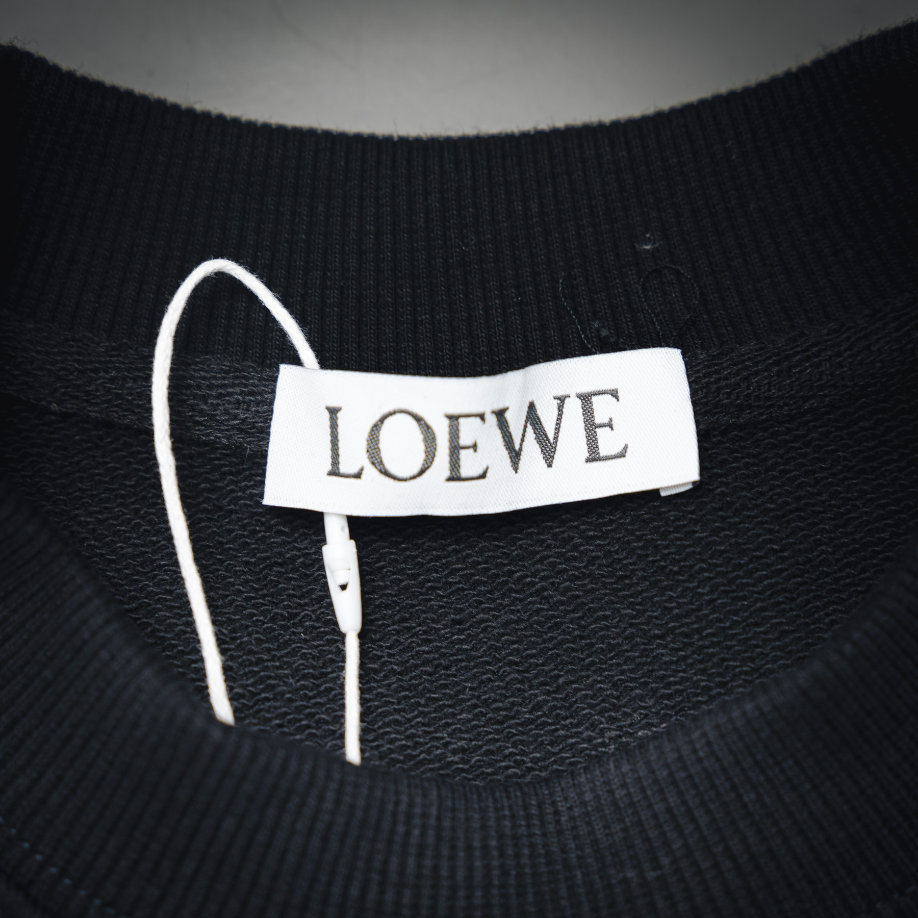 LOEWE 罗意威25ss编织新款小标刺绣圆领卫衣 黑色