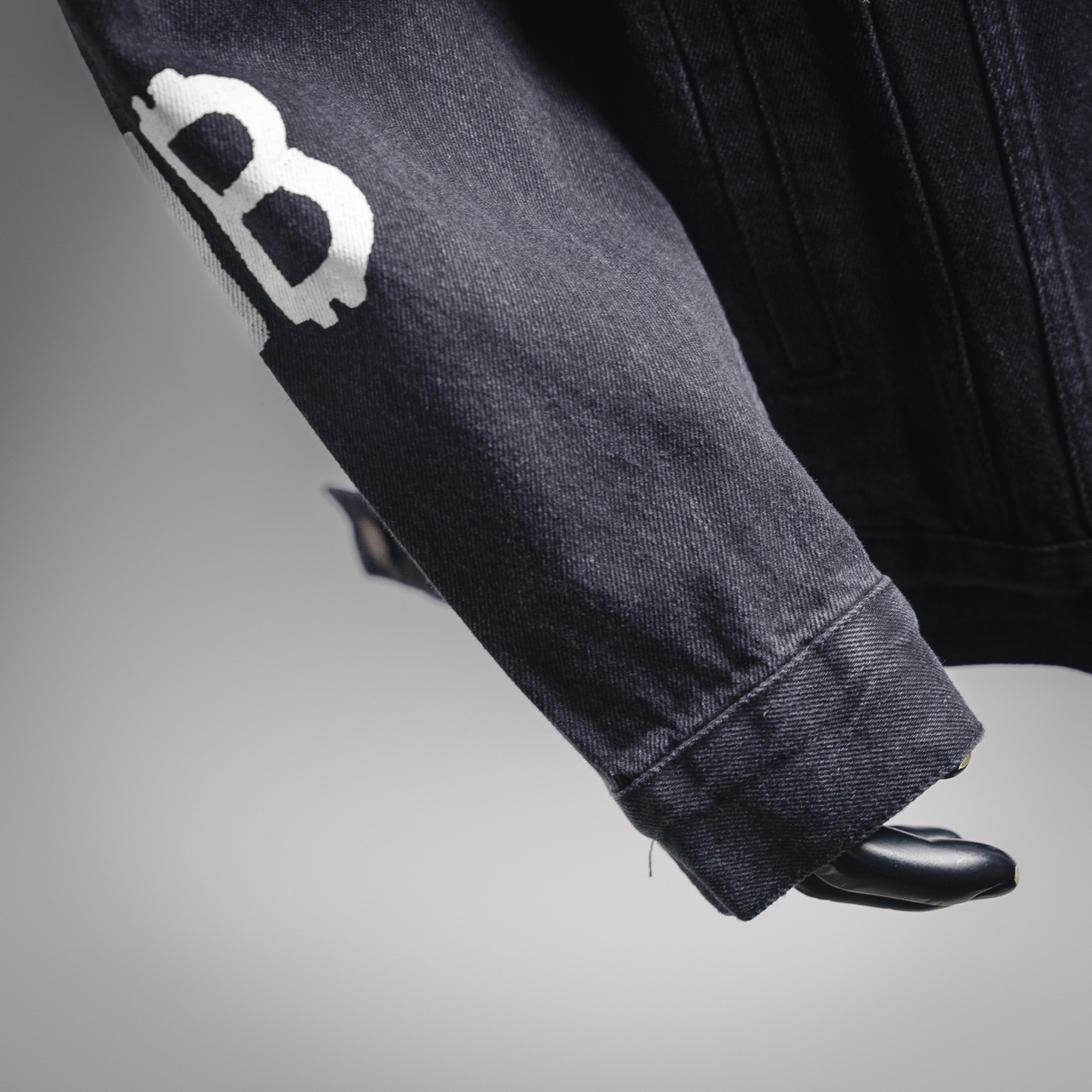 Balenciaga/巴黎世家 23Fw 双B手绘涂鸦印花牛仔外套
