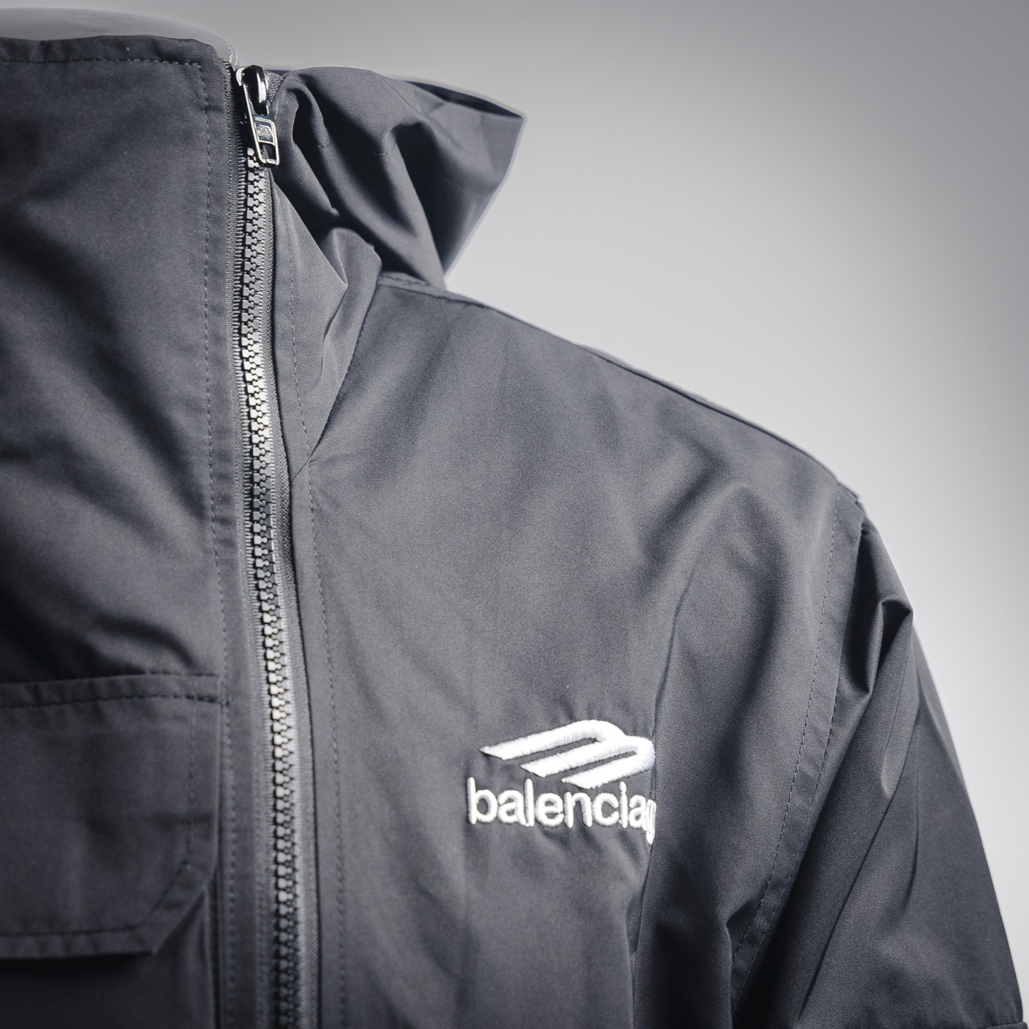 Balenciaga巴黎世家BLCG 23ss恶搞3Bsporty黑色夹克冲锋衣外套 黑色