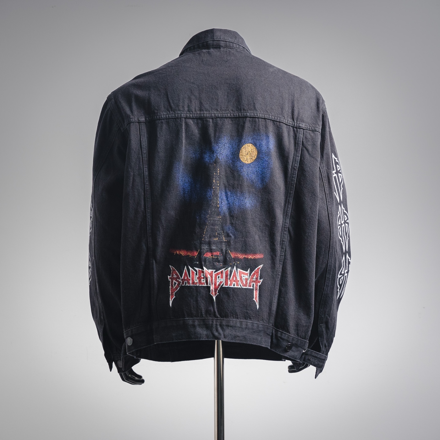 BALENCIAGA/巴黎世家BLCG 23SS 水洗梵文铁塔牛仔夹克外套 黑色