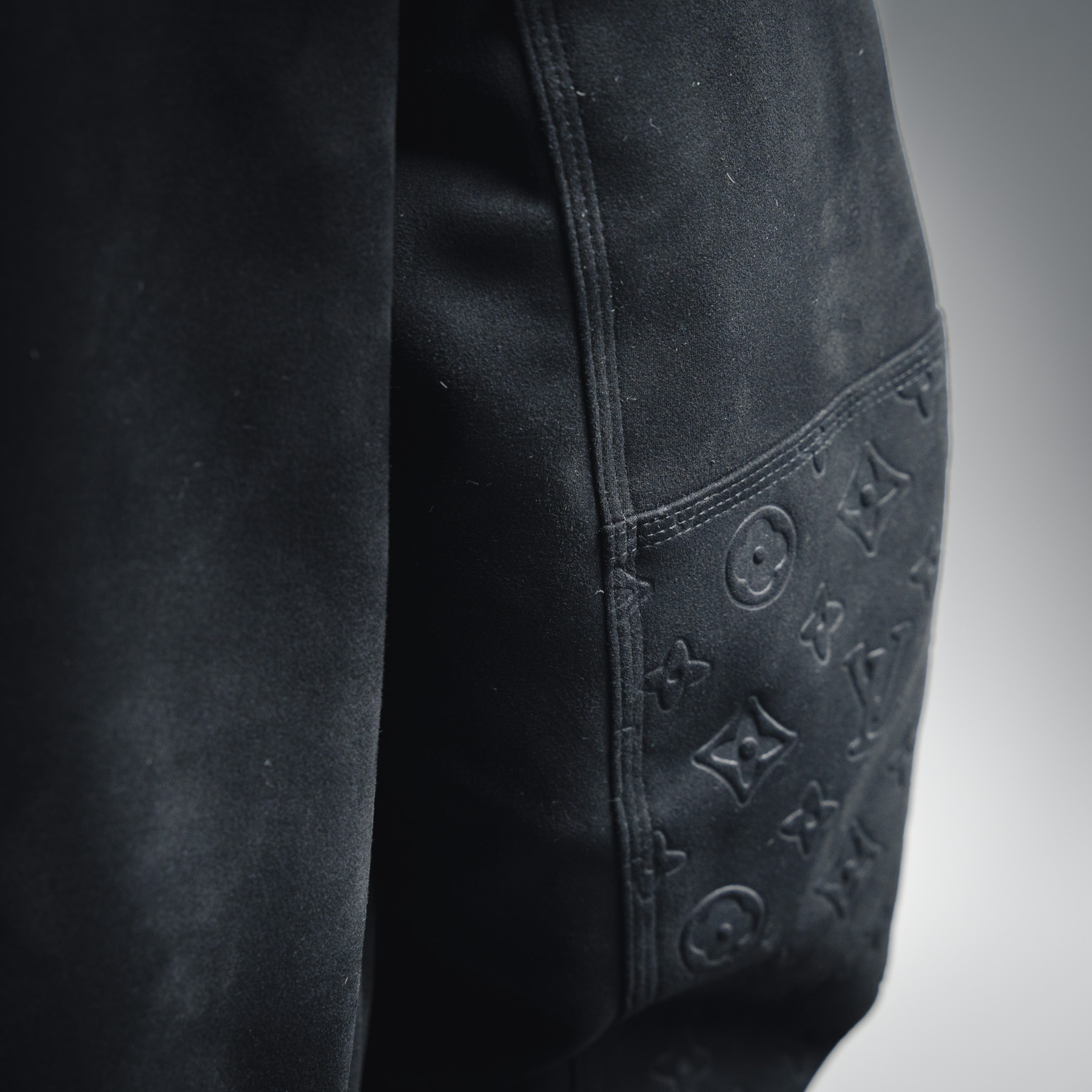 LOUIS VUITTON路易威登 LV 25ss新款麂皮提花羽绒服外套